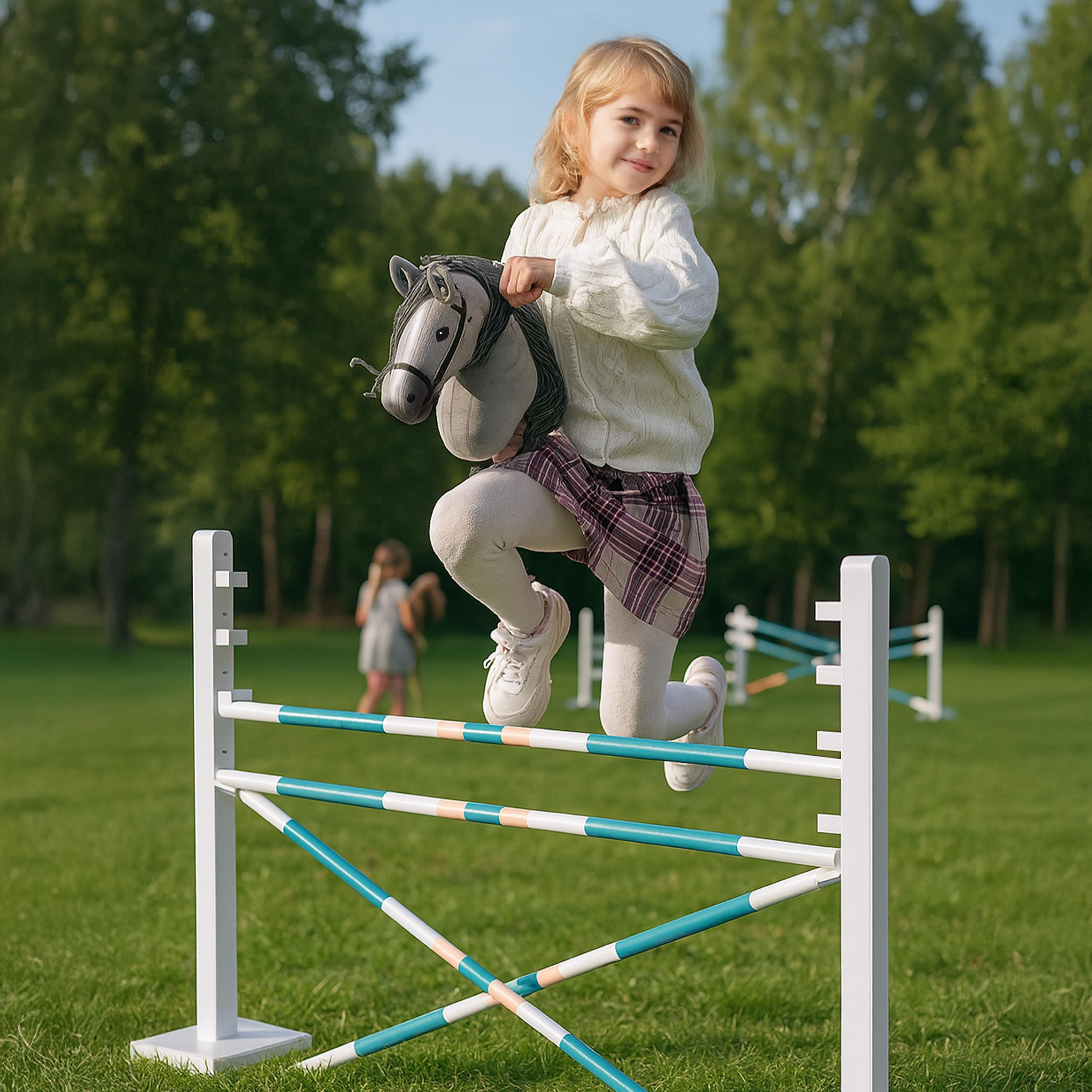CELMAN Hobby Horse Caballo de Palo Gris con Brida y Riendas – Cabeza Tamaño A3 – Juguete Realista de Peluche con Palo de Madera – Diversión y Equitación para Niños