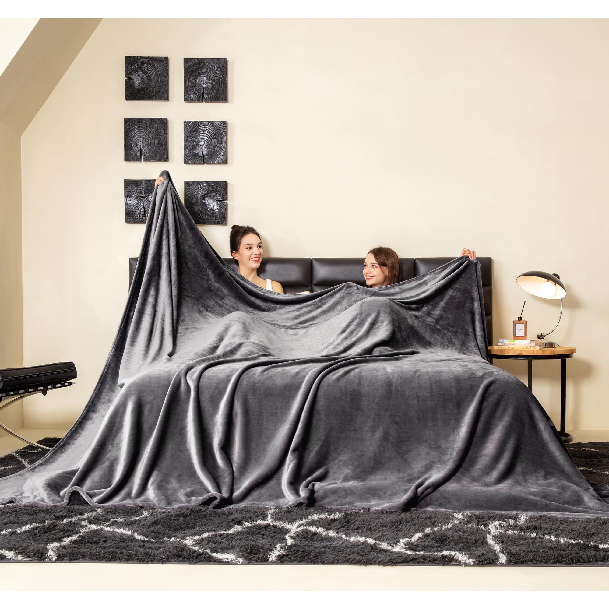 Amazon.com: COOVA Oversized King Fleece Blanket 120x120 inches