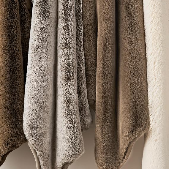 EVERGRACEHOME Luxury Soft Faux Chinchilla Fur Throw Blanket for Couch, Warm Thick Heavy Winter Throw Blanket 1220GSM for Bed, Fluffy Cozy Mink Blanket with Reversible Velvet, Arctic White, 50x60
