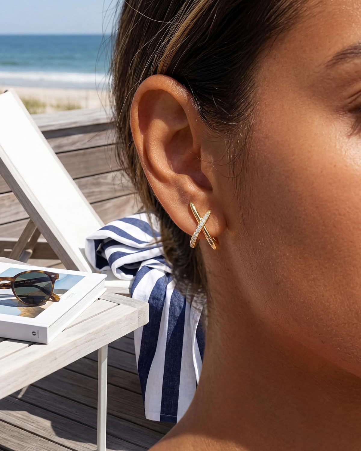 Gold Earrings for Women Trendy,14K Gold Stud Earrings Dainty Earrings Simple Minimalist Cubic Zirconia Diamond Gold Earrings Hypoallergenic Earring for Women Gifts