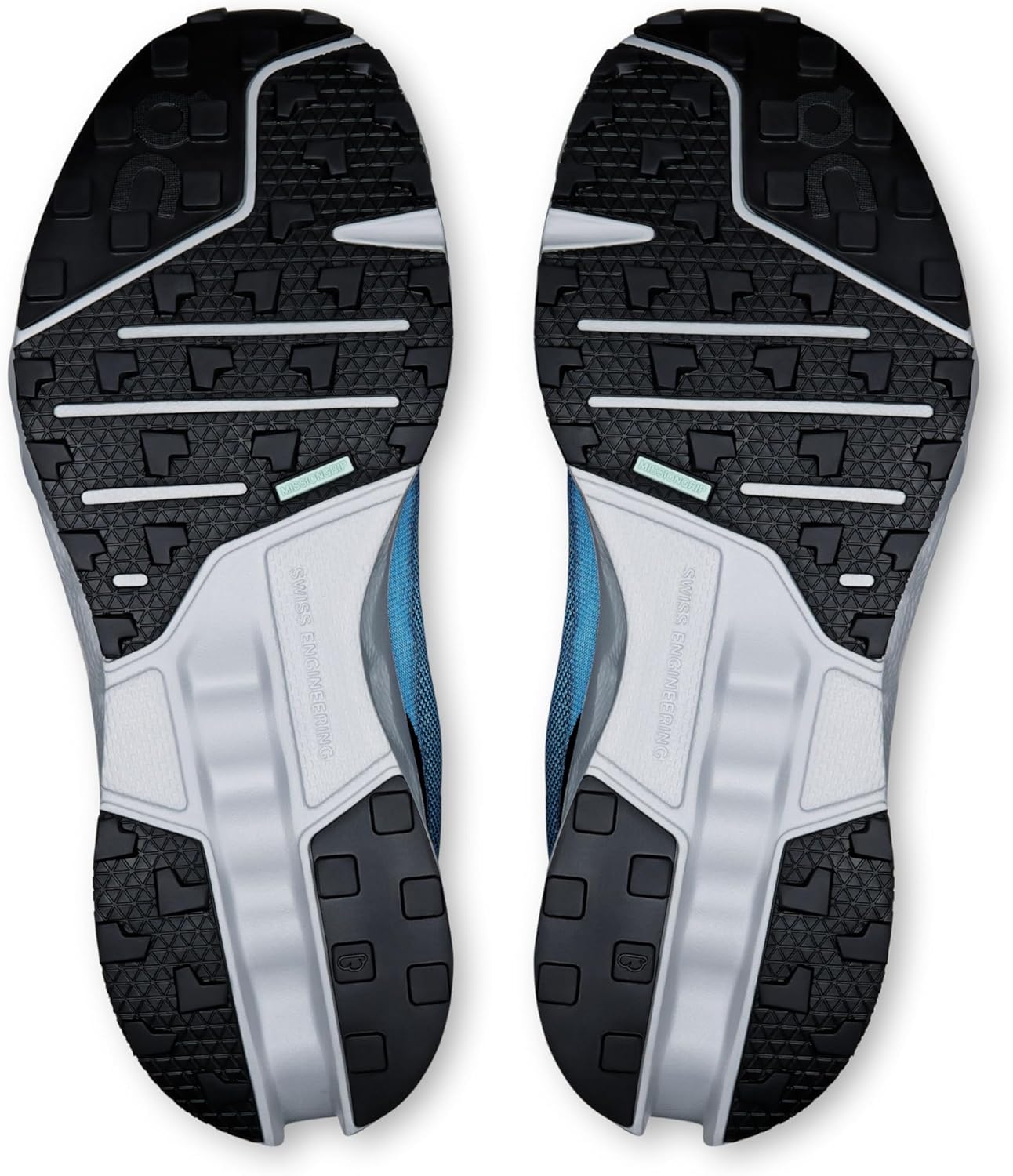 On Mens Cloudsurfer Trail