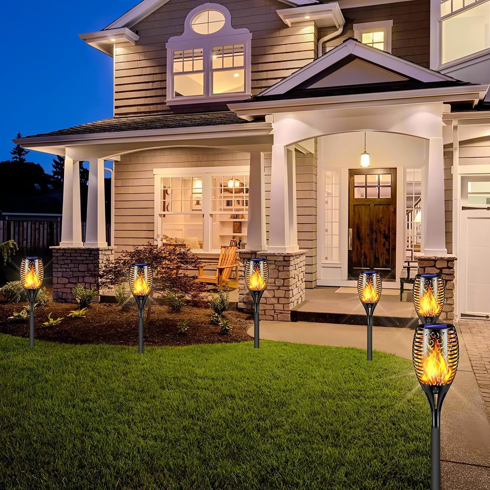 Paquete de 4 luces solares de llama para exteriores, luces solares para decoración de jardín con llama parpadeante, IP65 impermeables, luces solares para patio, decoración de camino (blanco cálido)