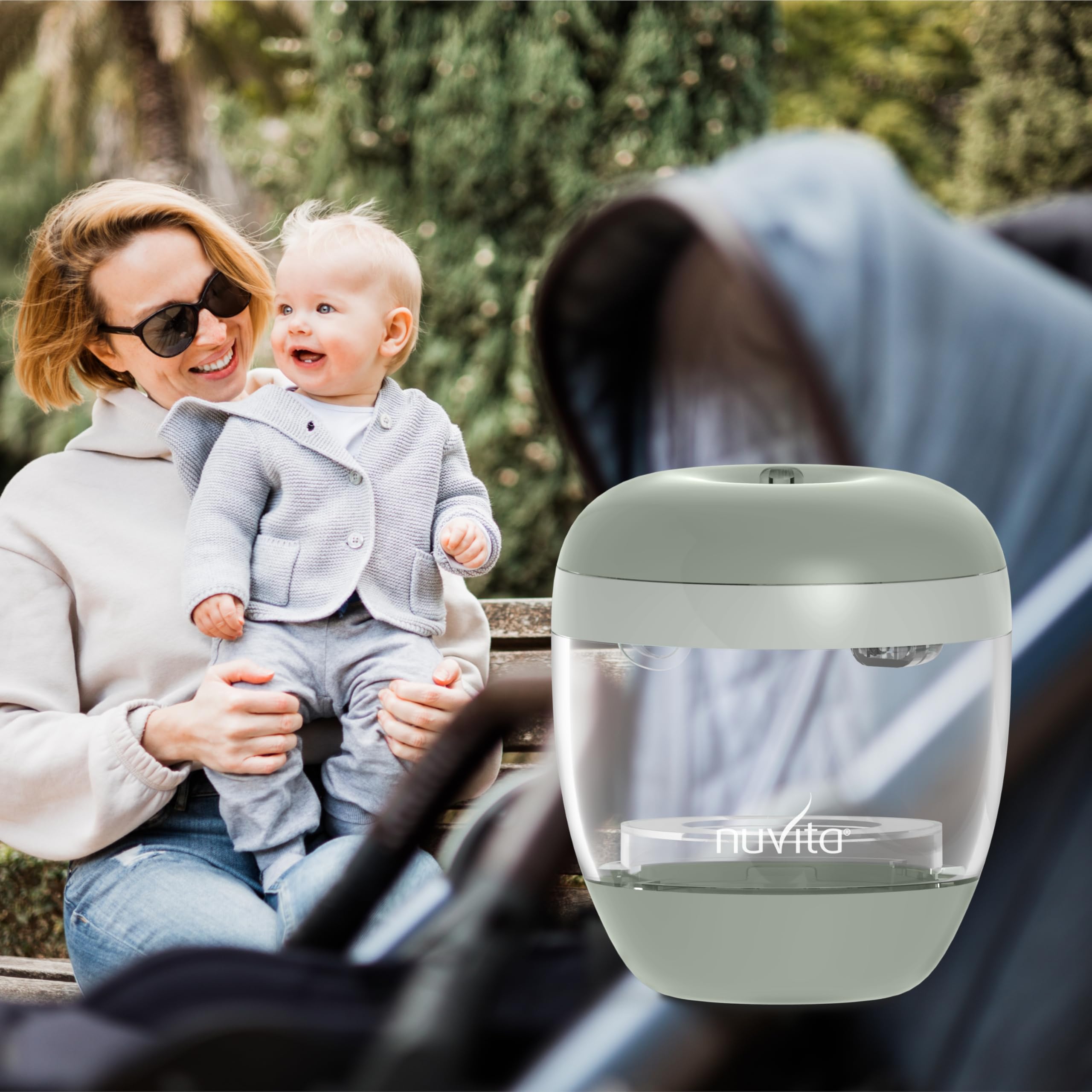 Nuvita 1556 | MellyPlus Stérilisateur Portable UV Ultraviolet pour Sucette, Protège-tétons, Tétines et Biberons | Désinfectant 99,9% de germes et bactéries | Sans BPA | Vert Sauge