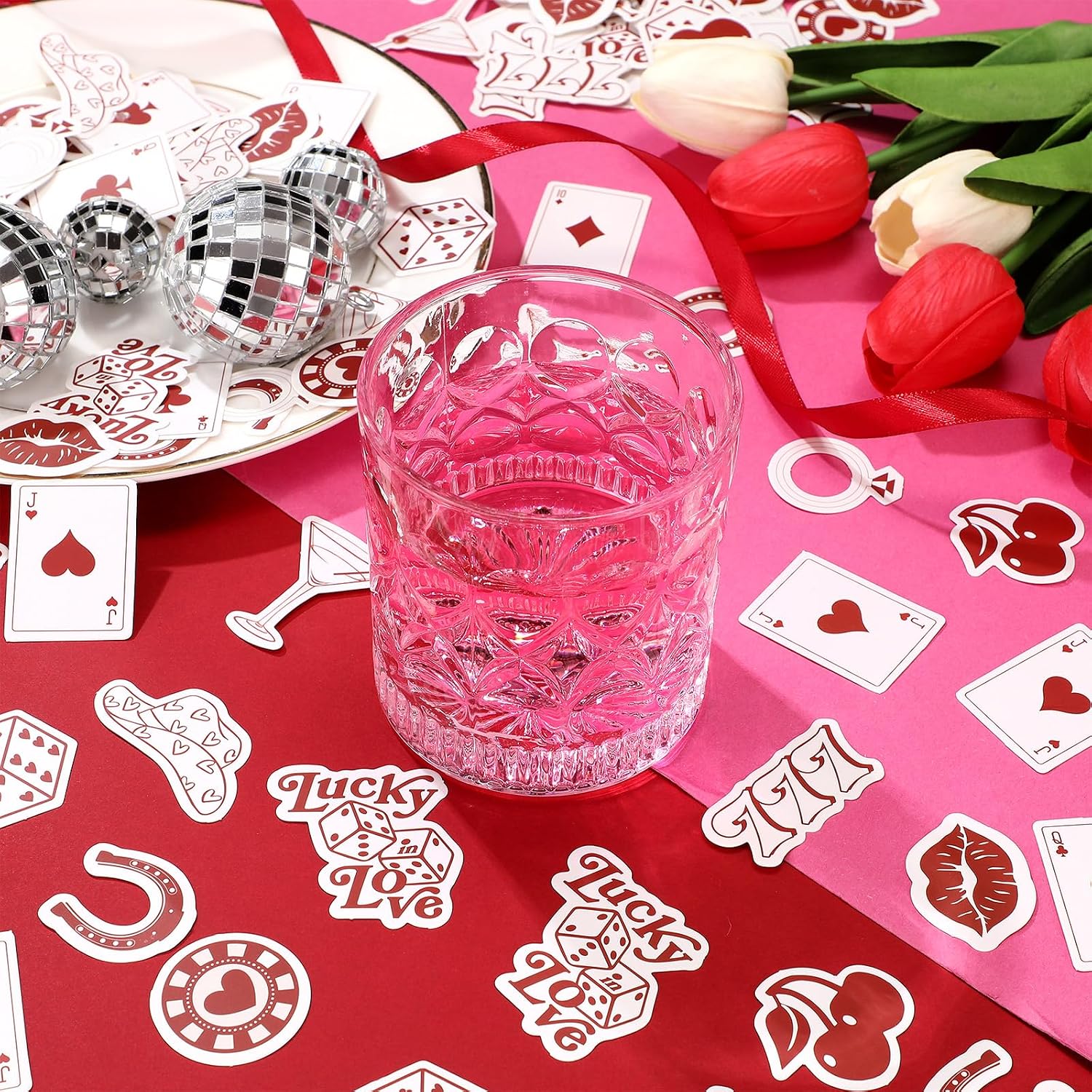 Marspark 300 Pcs Lucky in Love Confetti Bachelorette Decoration Vegas Party Decor Casino Western Bachelorette Table Decor Lucky in Love Poker Casino Bridal Shower Birthday Party Favor