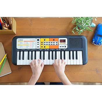 海外限定モデル ヤマハキーボード Yamaha PSS-F30 自動伴奏機能付き Yamaha Digital Keyboard PSS-F30 – Tastiera Digitale per
