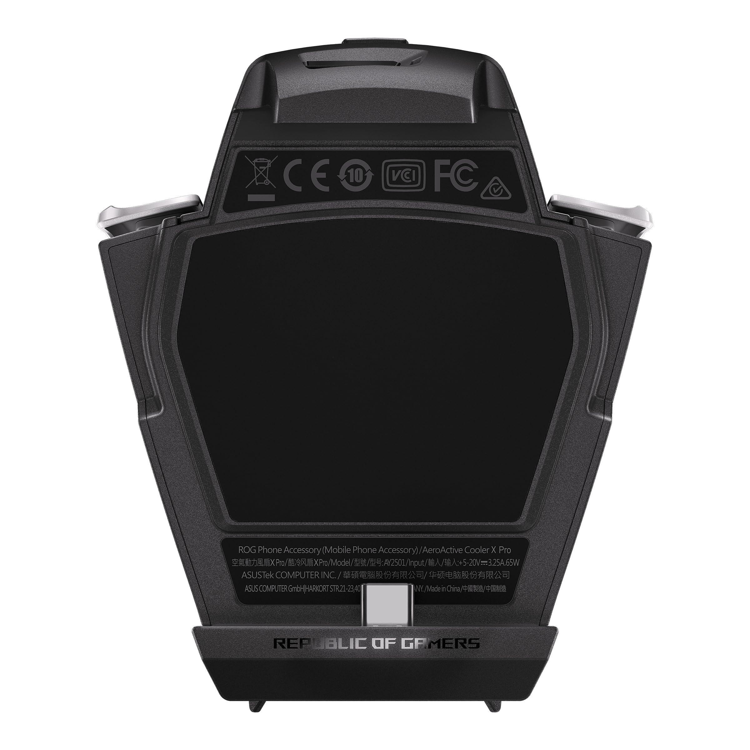 AeroActive Cooler X Pro, wbudowany subwoofer, struktura skupiona na SoC, 2 fizyczne przyciski