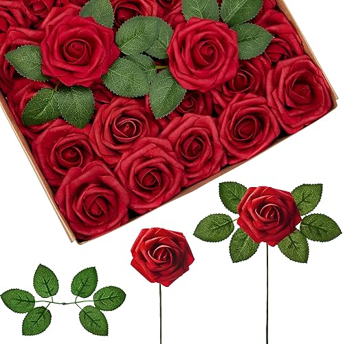 InnoGear Flores artificiales, 100 rosas falsas de espuma de color rojo oscuro a granel con tallos para decoración, ramos de boda, centros de mesa,