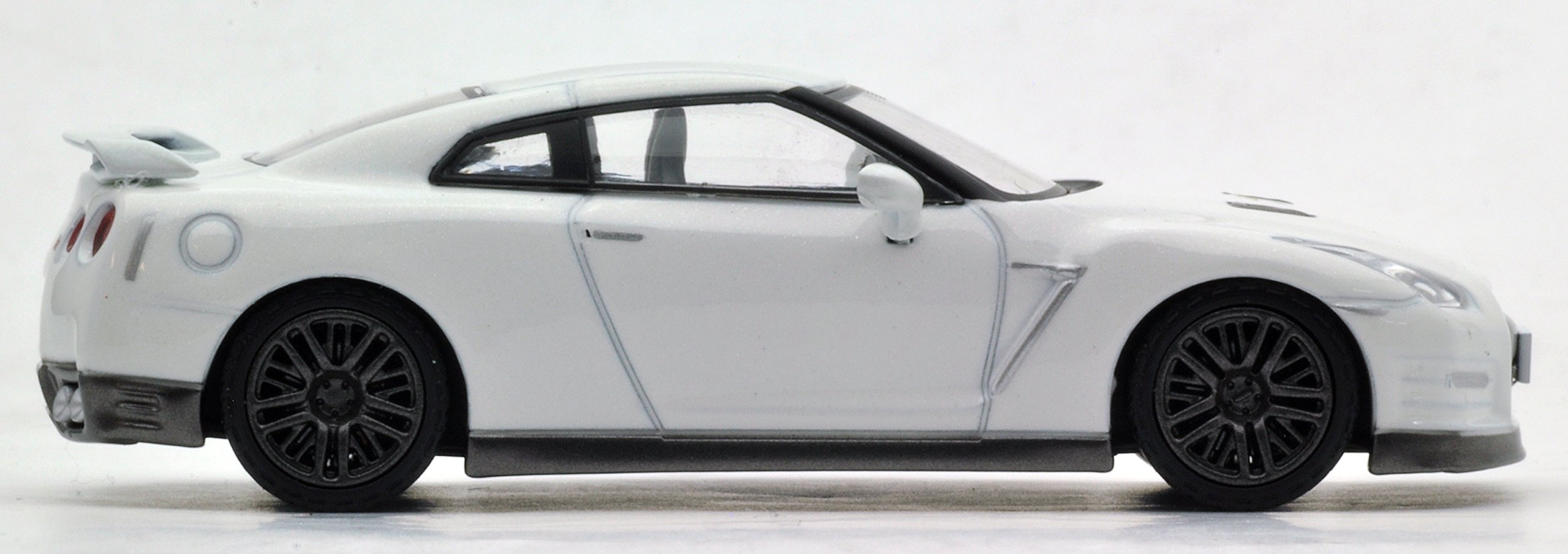Amazon | トミカリミテッドヴィンテージ ネオ 1/64 LV-N116b GT-R
