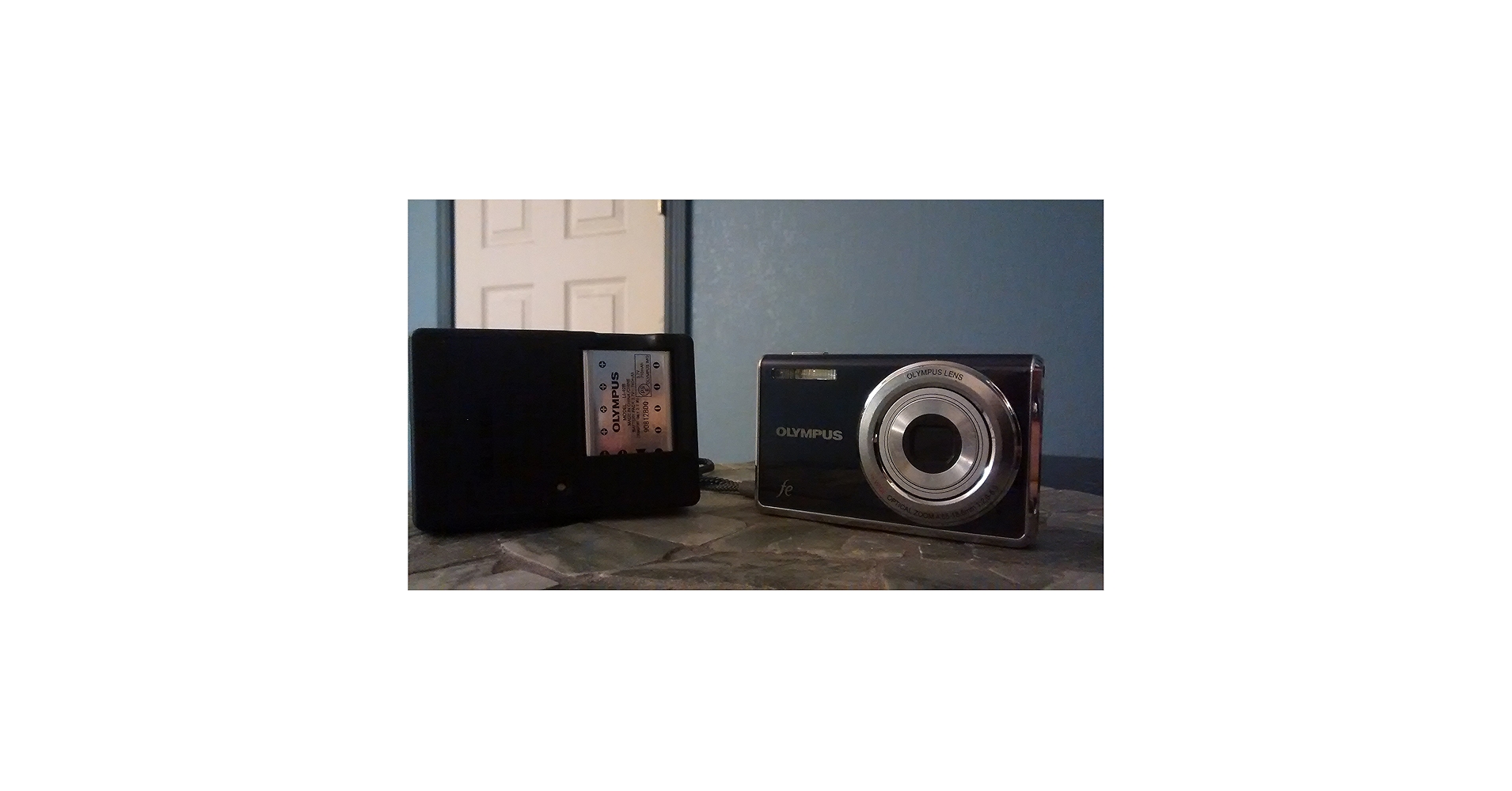 Olympus FE-4010 & FE-4020 セット Olympus FE-4010 & FE-4020 セット