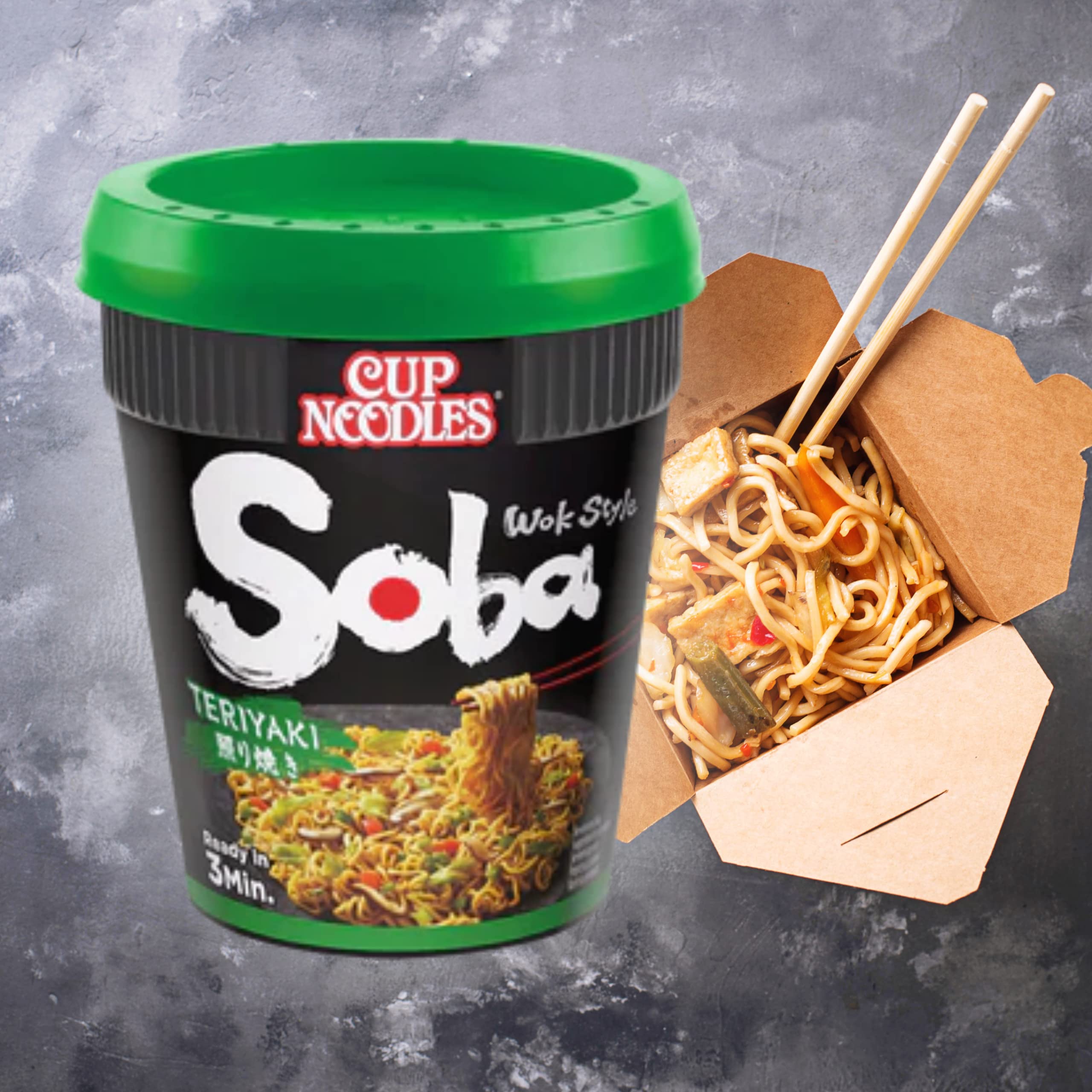 Nissin Soba Noodles - Confezione multipla di 9 coppette per noodles Nissin Soba Classic, pollo Yakitori e Teriyaki, con etichetta regalo TGBK