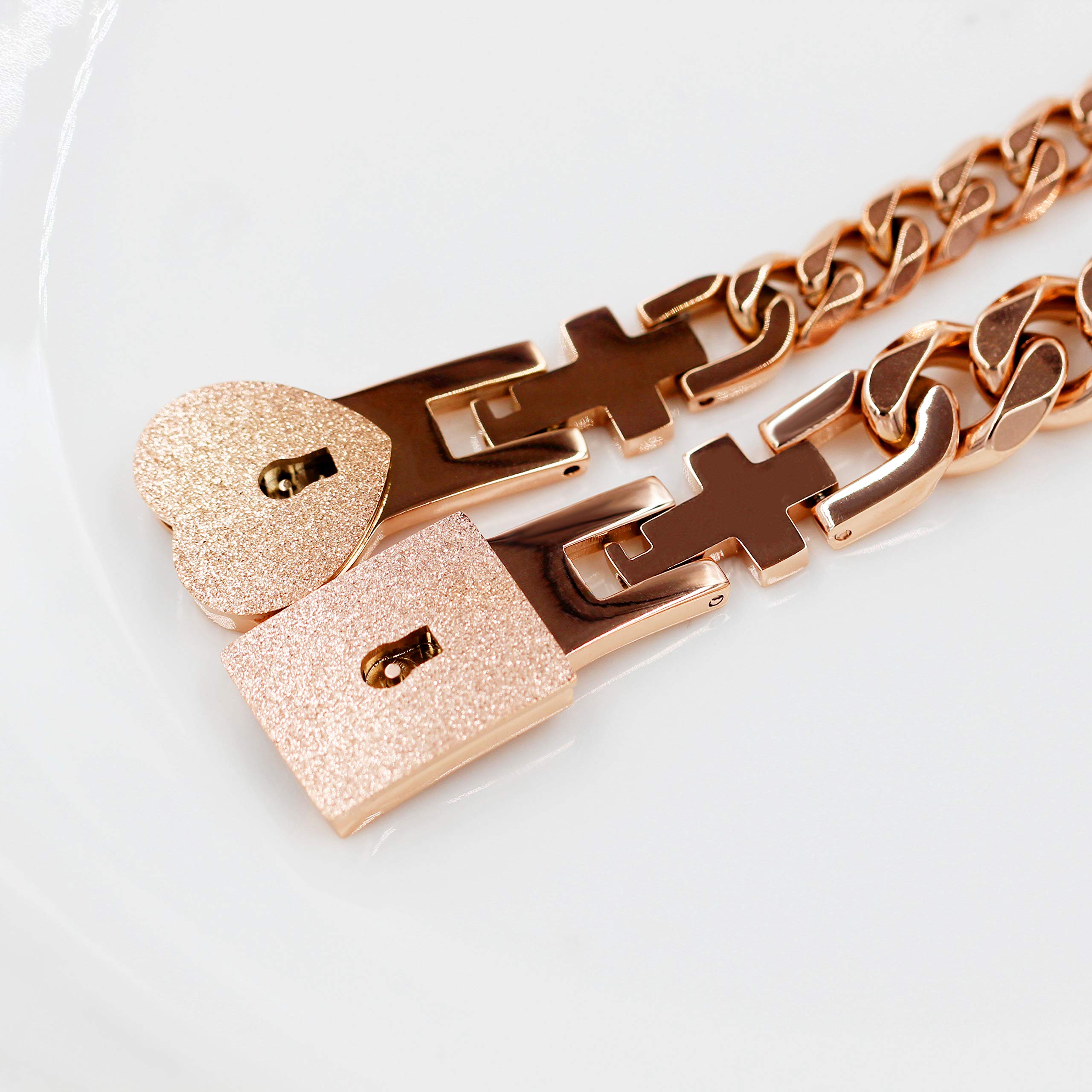 Collar con Llave de Acero Inoxidable y candado para Hombres y Mujeres Y1481