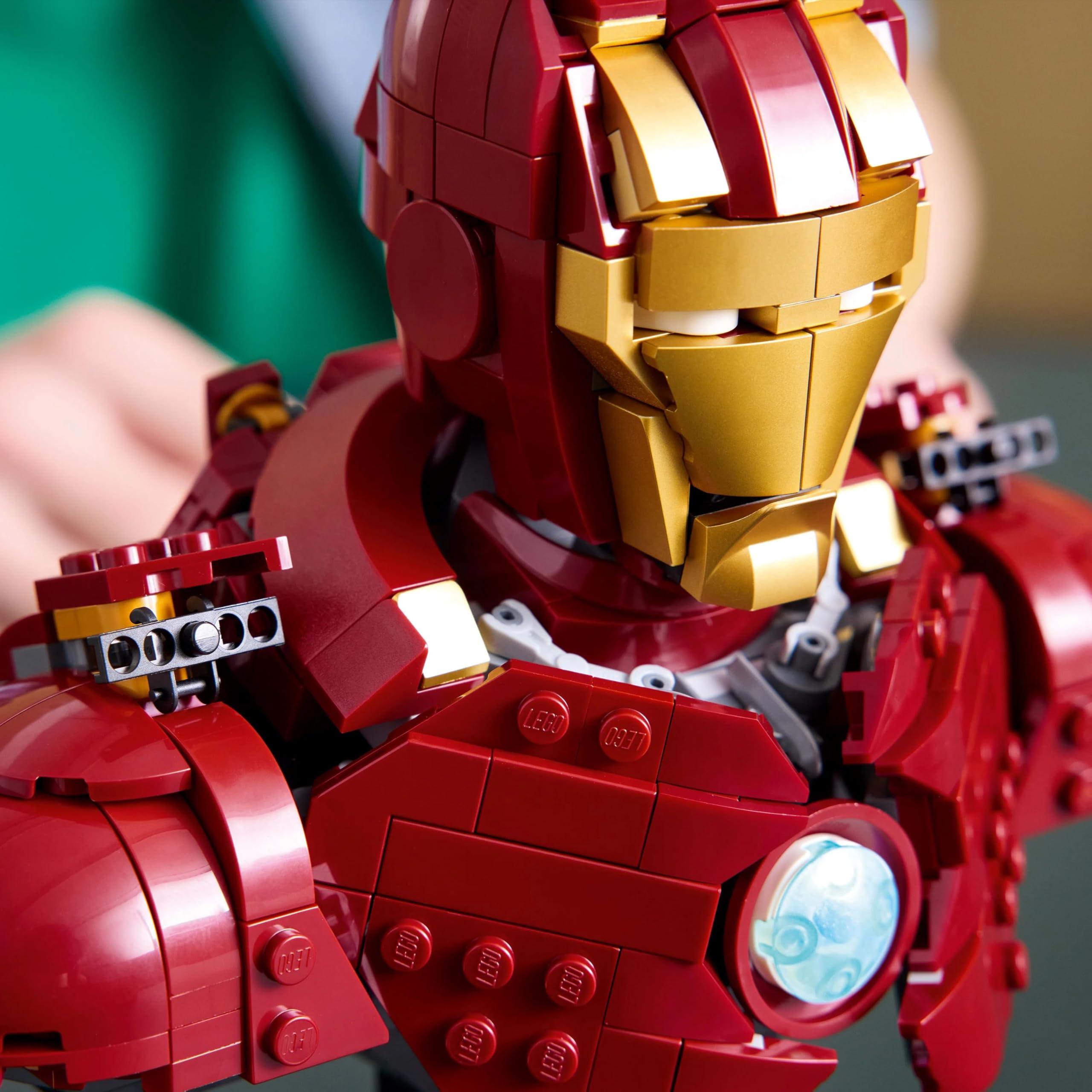 LEGO | Marvel Popiersie Iron Mana MK4 76327