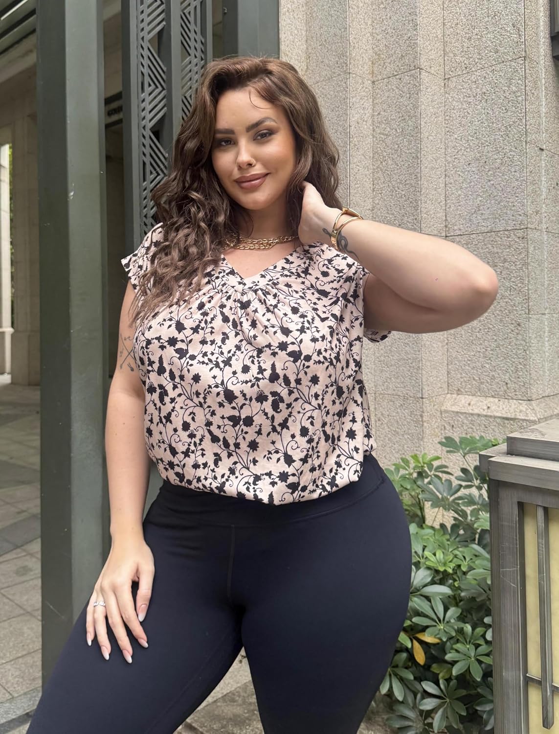 Zeagoo Womens Tops Short Sleeve V Neck Shirts Summer Dressy Casual Business Clothes Work Blouses Fashion Clothing Outfits - Image 6