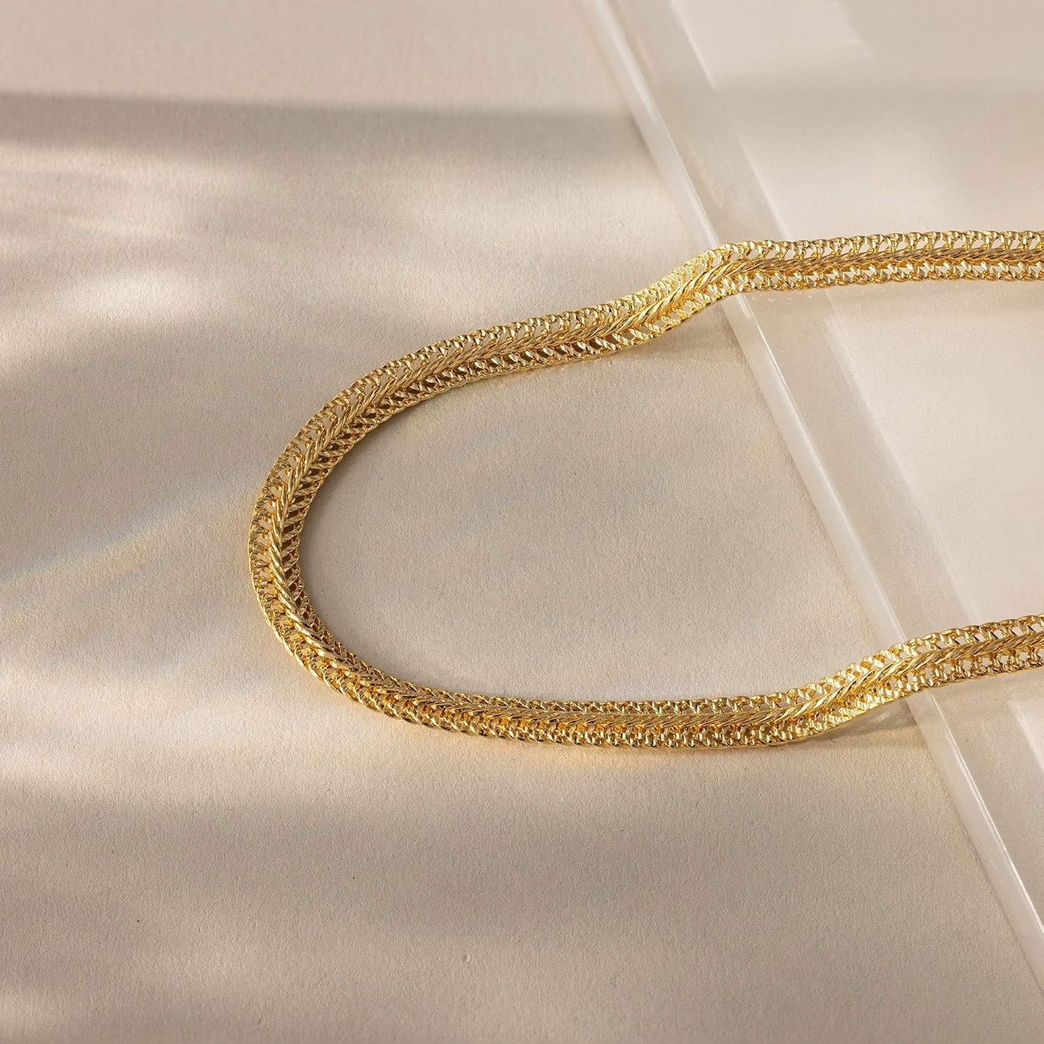 Gold Chain for Women & Men,14K Gold Chain Necklace for Men &Women Woven Chains for Womens Simple Layered Herringbone Choker Chains Necklaces 4MM 18” 20” 22” 24”