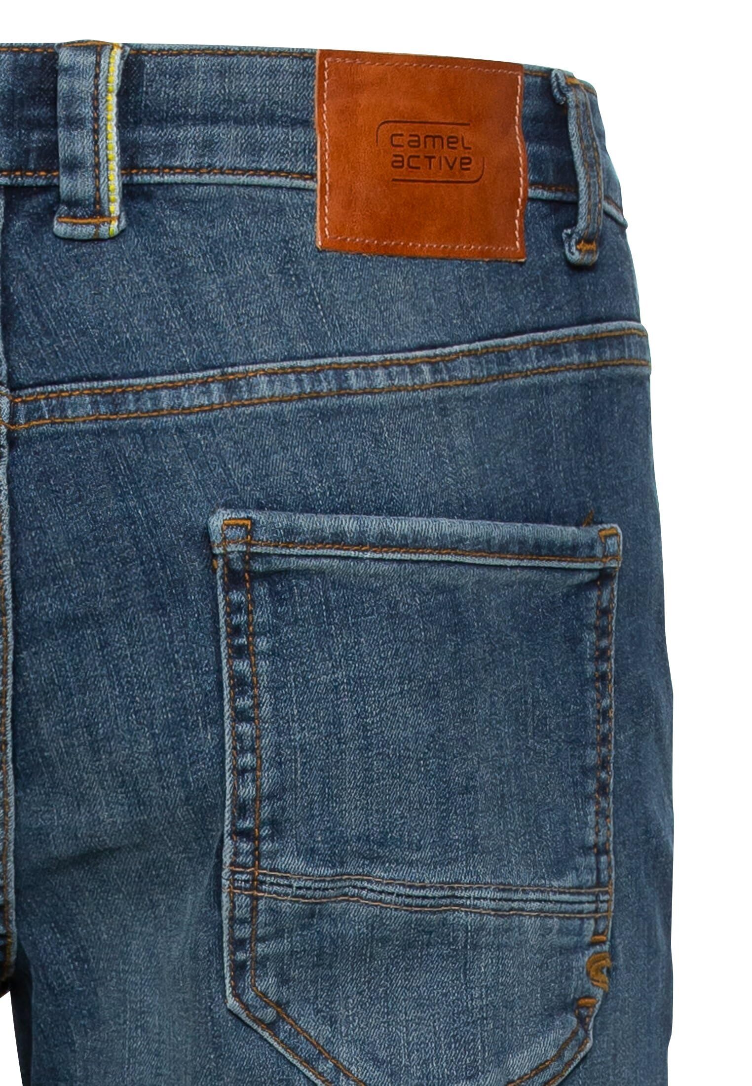 camel active Herren Slim Fit fleXXXactive® Jeans | bequeme Slim Fit Jeans mit Logo-Stick auf einer der Gesäßtaschen als 5-Pocket Hose