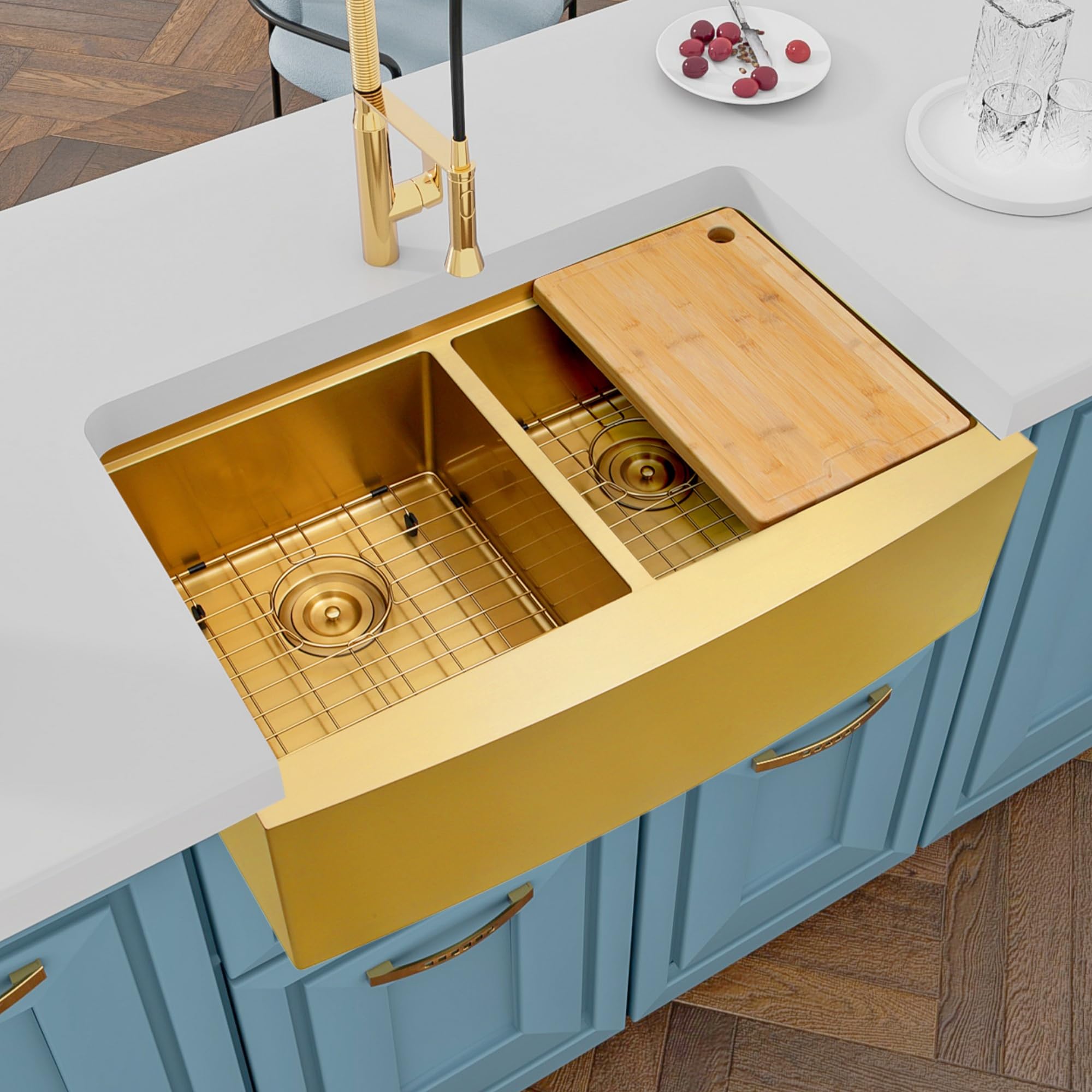 Zeesink Apron-Front Farmhouse Kitchen Sink 33