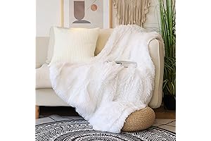 Tuddrom Ultra-Soft Faux Fur Throw Blanket