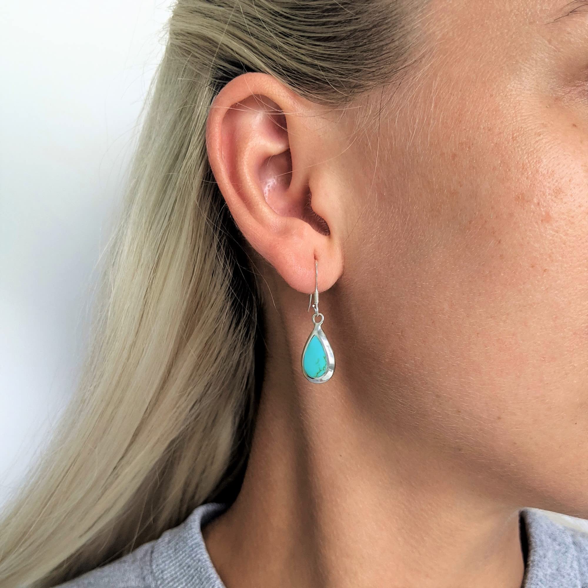 Silverly Pendientes Colgantes de Lágrima Turquesa de Plata de Ley para Mujer | Pendientes Colgantes en Forma de Pera de Plata 925 con Ganchos | Elegantes Joyas de Piedras Preciosas de Color Azul
