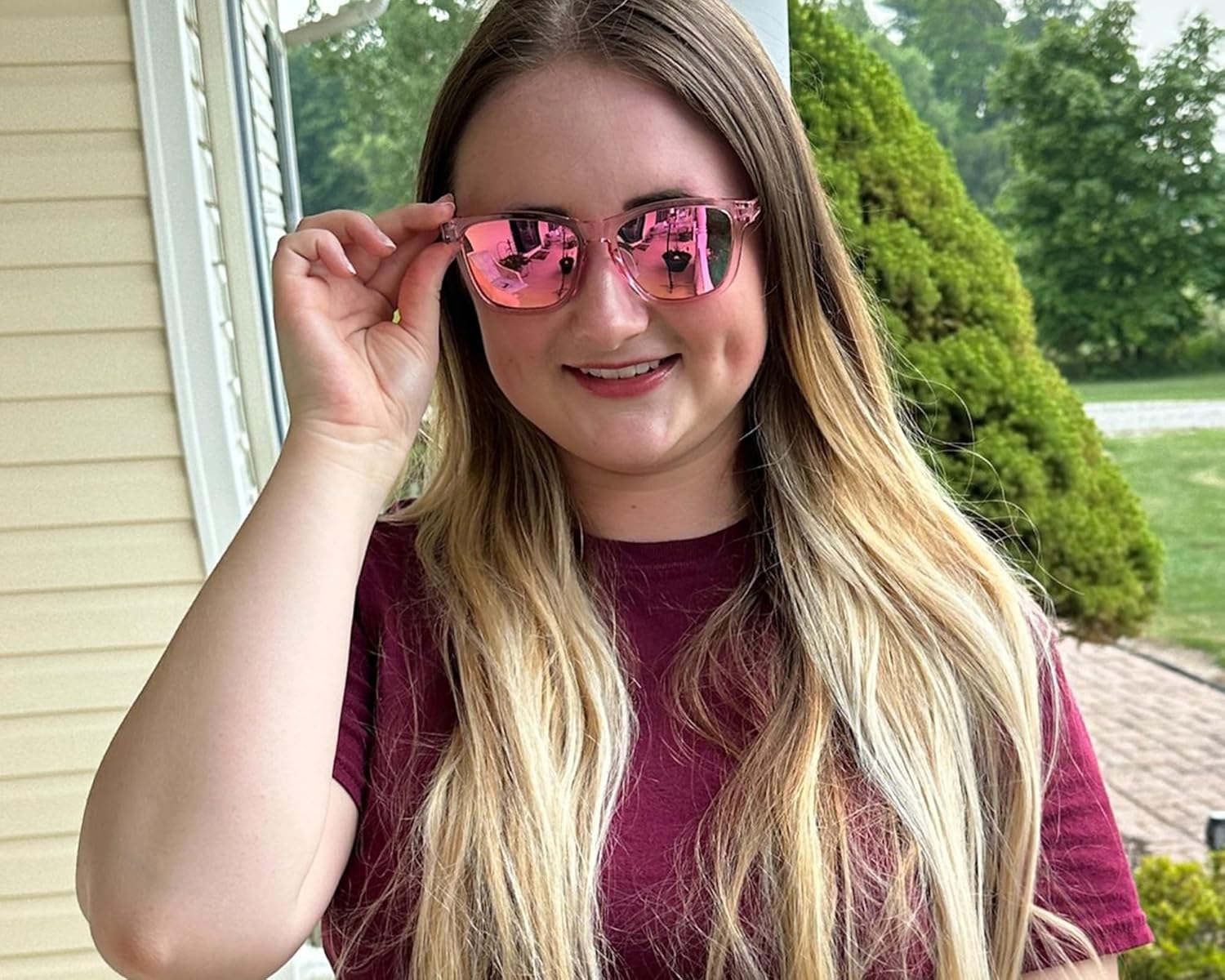 12 Mixed Pink Style Sunglasses Retro Party Favors Bulk Classic Eyewear Costume Glasses for Women - Image 2