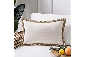 Outdoors-Ready Lumbar Pillowcase: A Cozy Touch for Your Patio