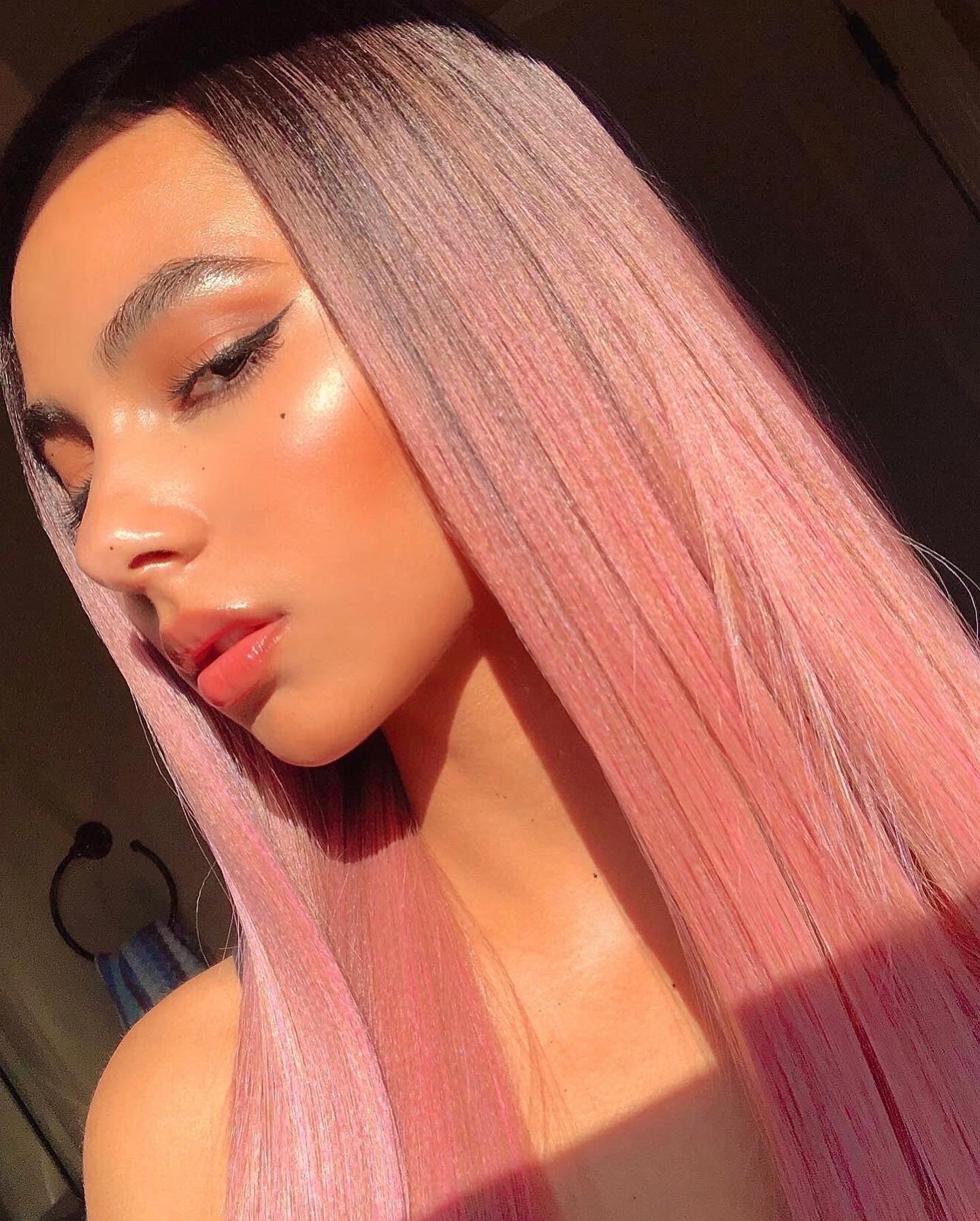 X-TRESS 28 Inch Straight Ombre Pink Long Silk Wig for Women Synthetic Wig Halloween Party Or Daily Use