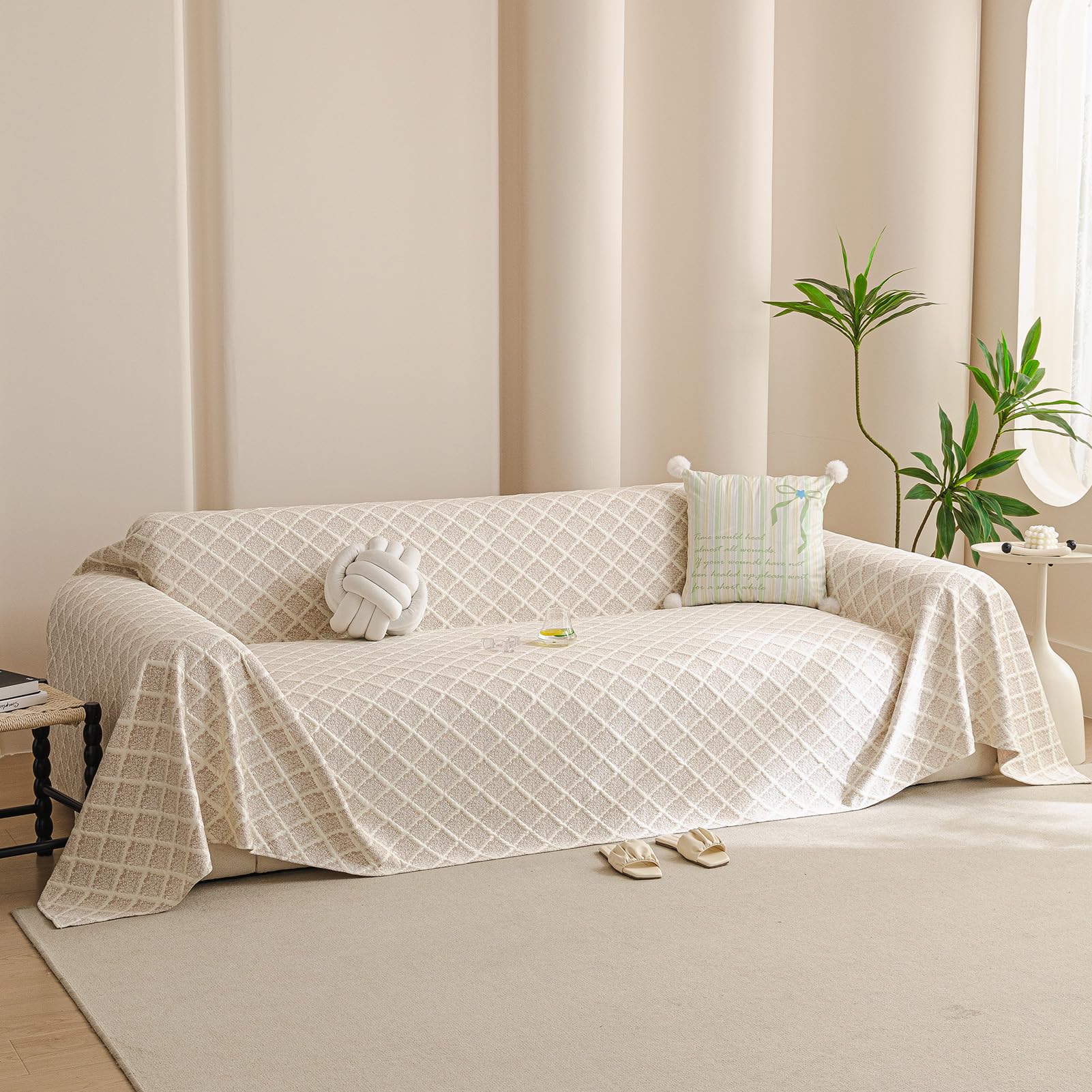 DEZYPZAM Summer Cooling Couch Cover Ice Silk, Ice Silk Washable & Breathable Couch Covers, Skin-Friendly Sofa Blanket, for Settees Couch Sofa, Bed and Armchair (Beige,180x130cm)