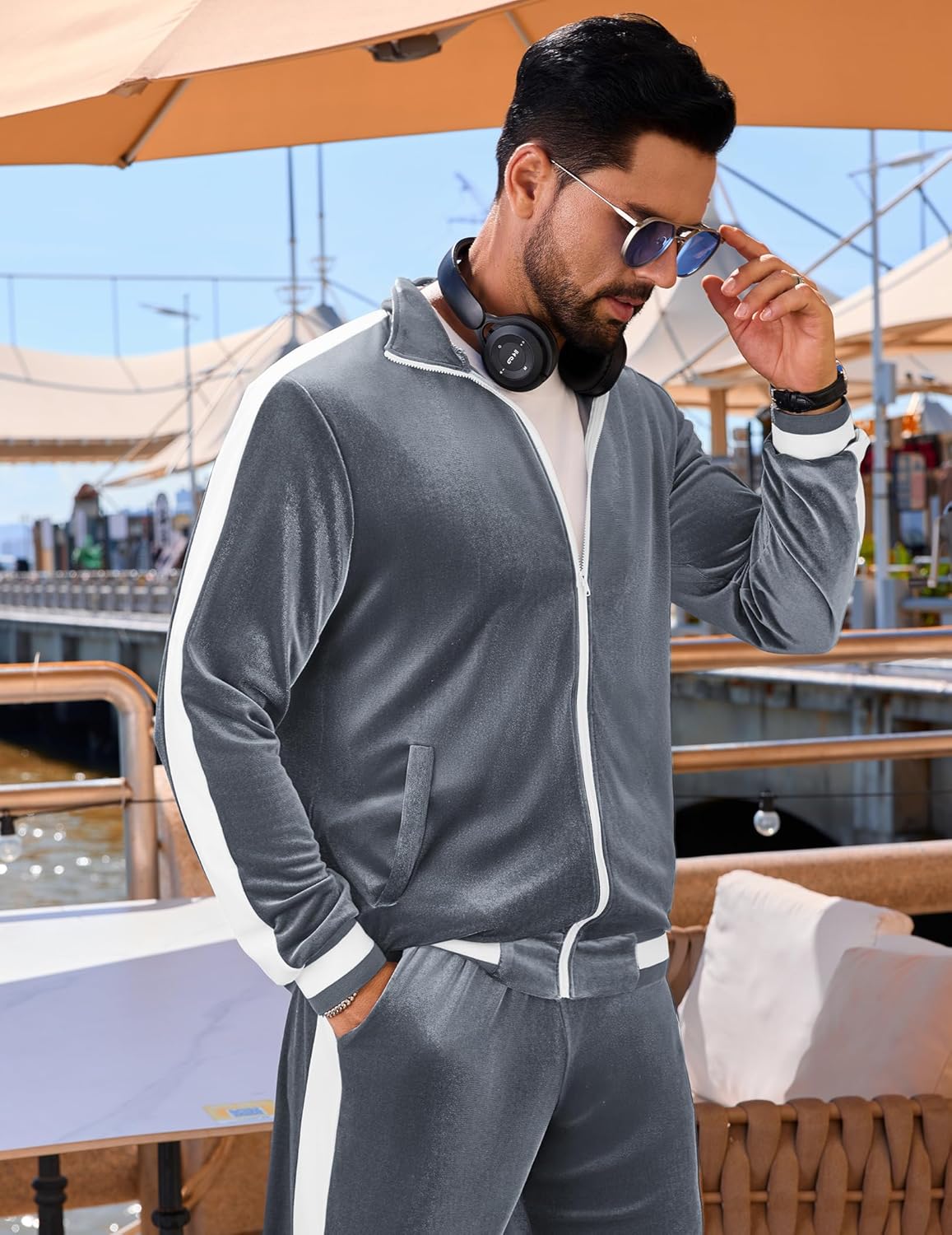 Vssjavun Men's 2 Piece Tracksuit Velour Track Suits Casual Sweatsuits Full Zip Velvet Jogging Suit Sets - Image 3