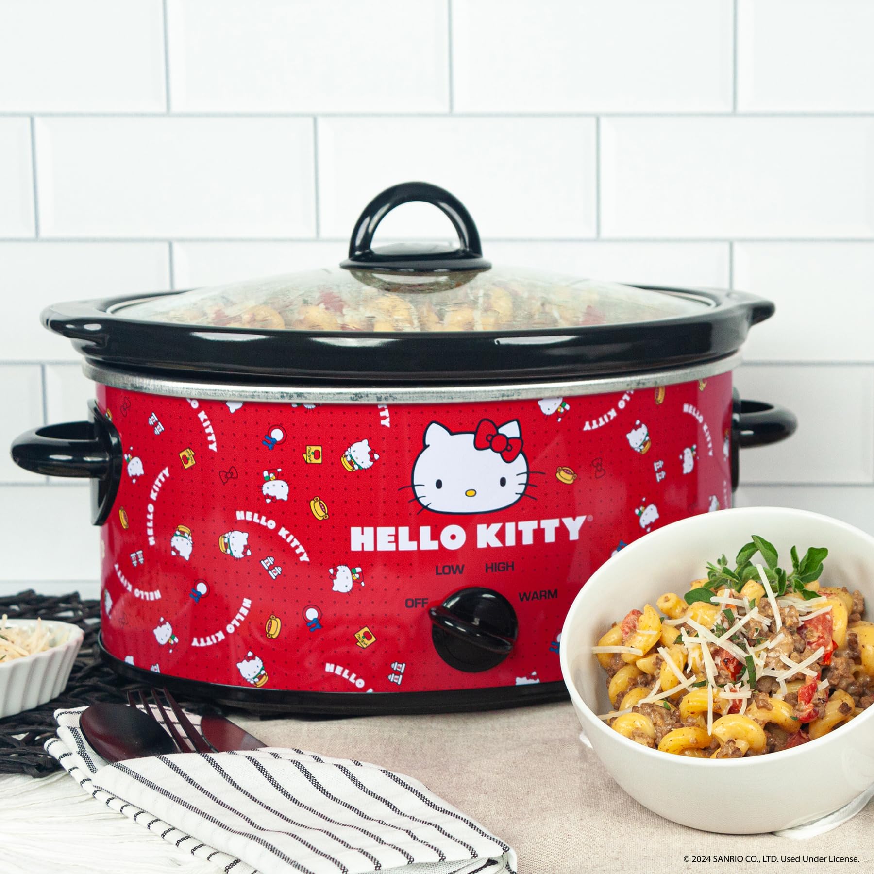 Amazon | Uncanny Brands Hello Kitty 5-Quart Slow Cooker - Cook