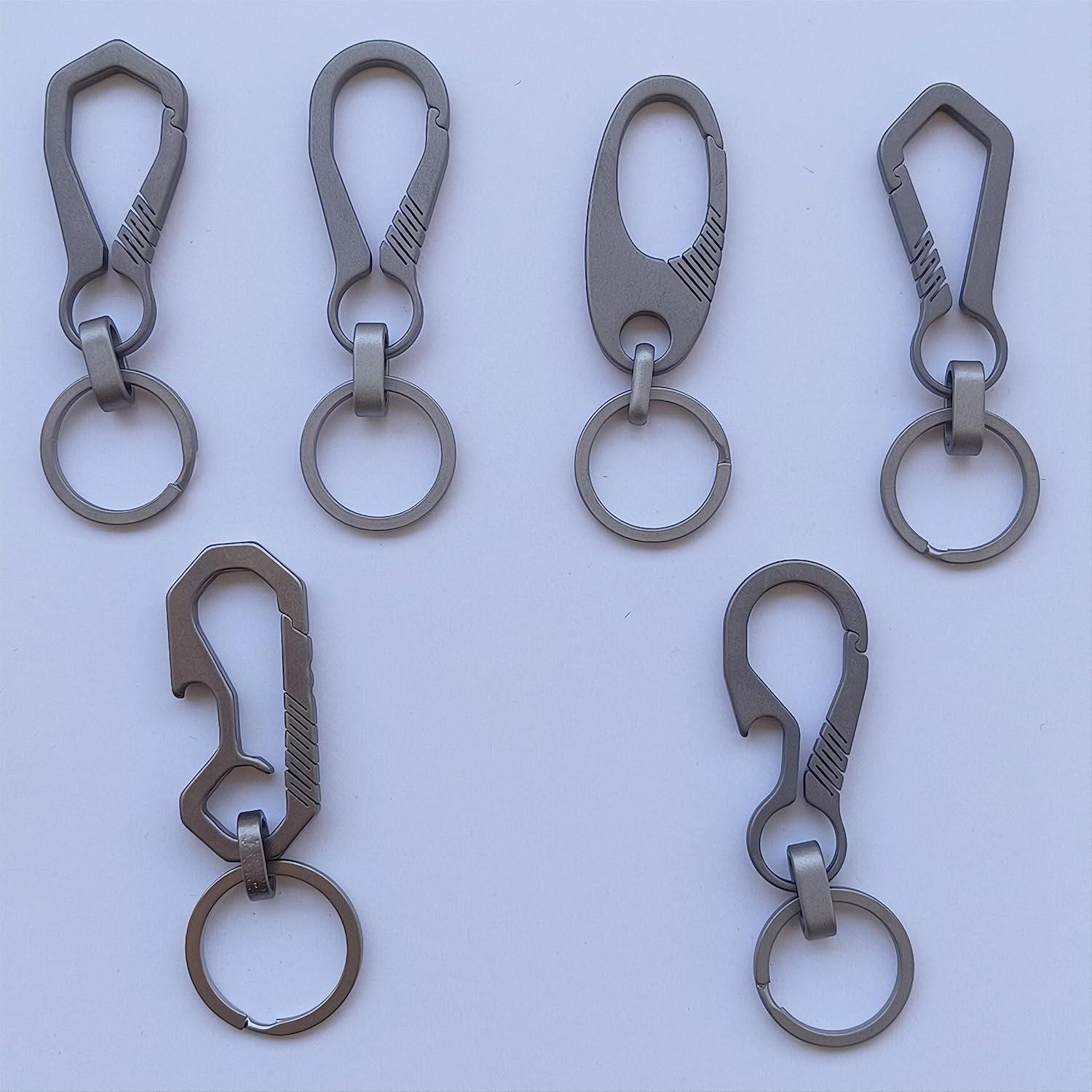 RISON Titanium Keychain Hook EDC Multifunction Tool Anti-Lost Quick Release Carabiner Key Chain with Key Ring and Bottle Opener for Outdoor Hiking Camping