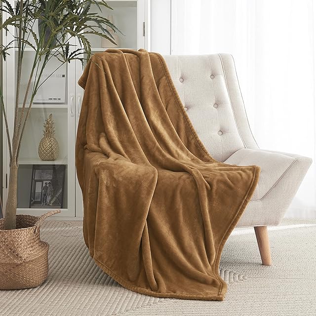 NICETOWN Camel Fleece Blanket - Warm Blanket for Couch, Bed, Sofa, Home Decor Halloween Christmas Blanket Fit Bed Cover Coverlet Counterpane, 130x150cm