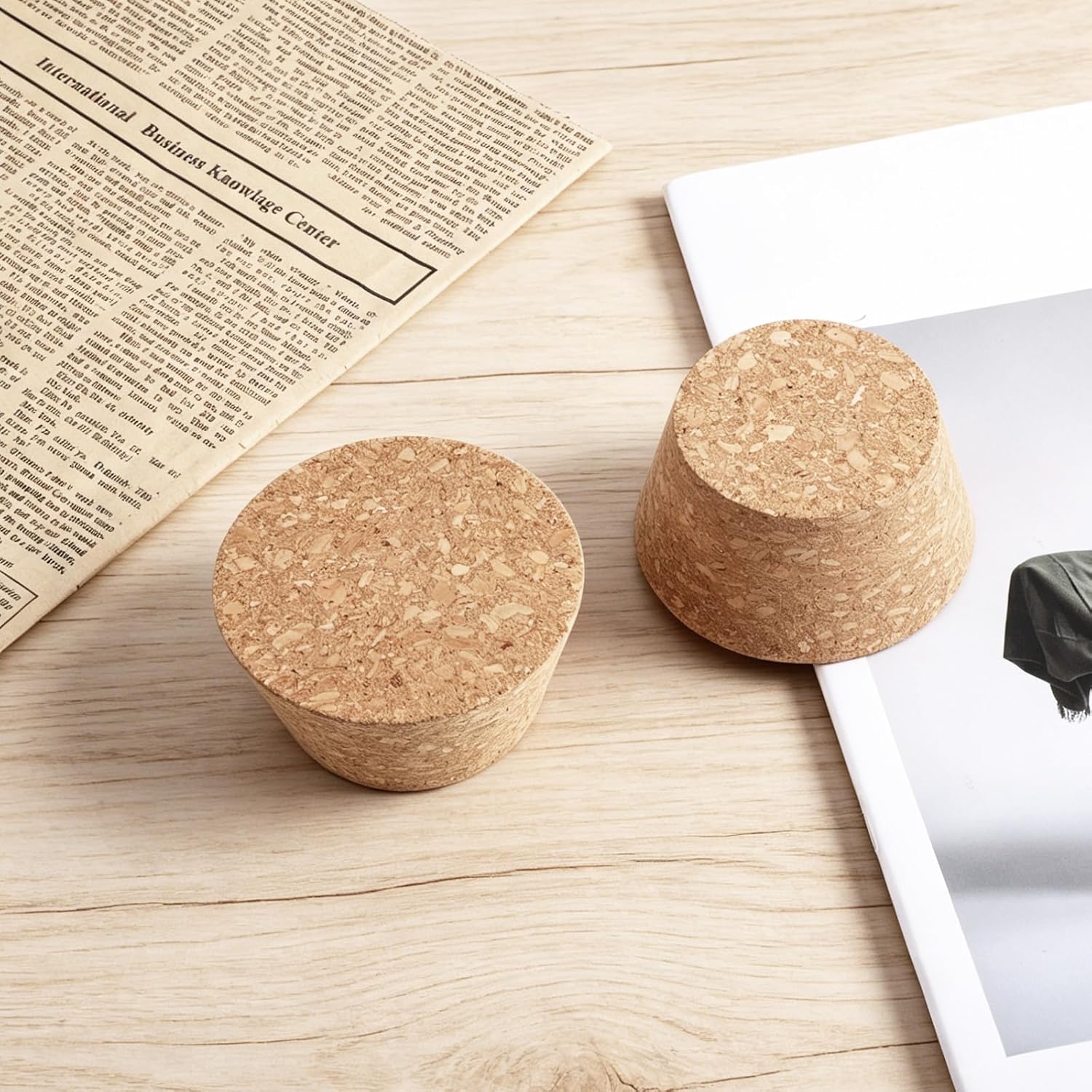 2Pcs Cork Stoppers Wooden Bottle Cork 2.4~3.2 Inch Corks Plugs for Round Holes Tapered Replacement Large Corks for Kitchen Wedding Favor Canning Wines