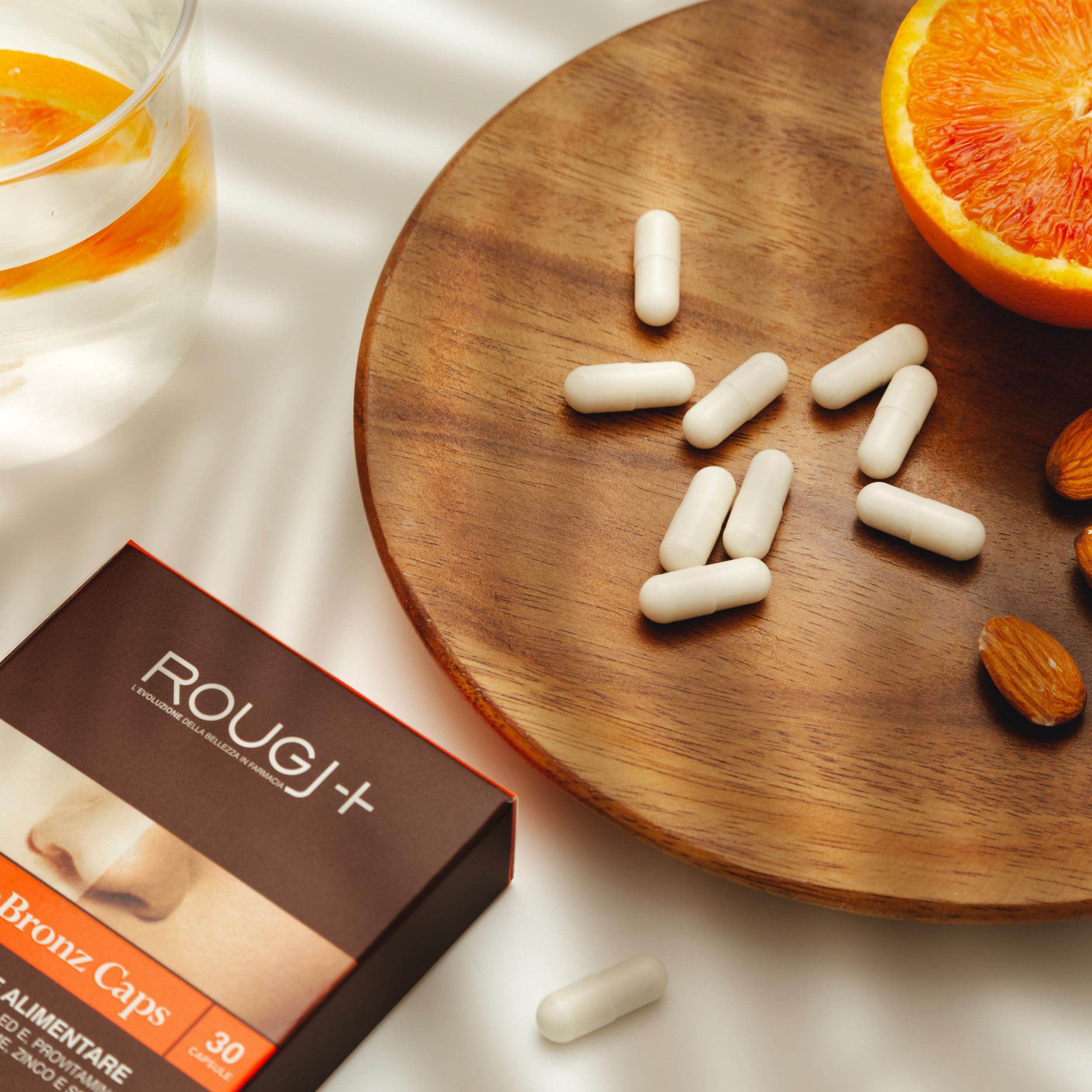 Rougj Capsule Betacarotene per Abbronzatura Forte - Integratori per Abbronzatura con Vitamina A - Integratore Abbronzatura 90 Capsule, una al Giorno ExtraBronz Caps - Made in Italy