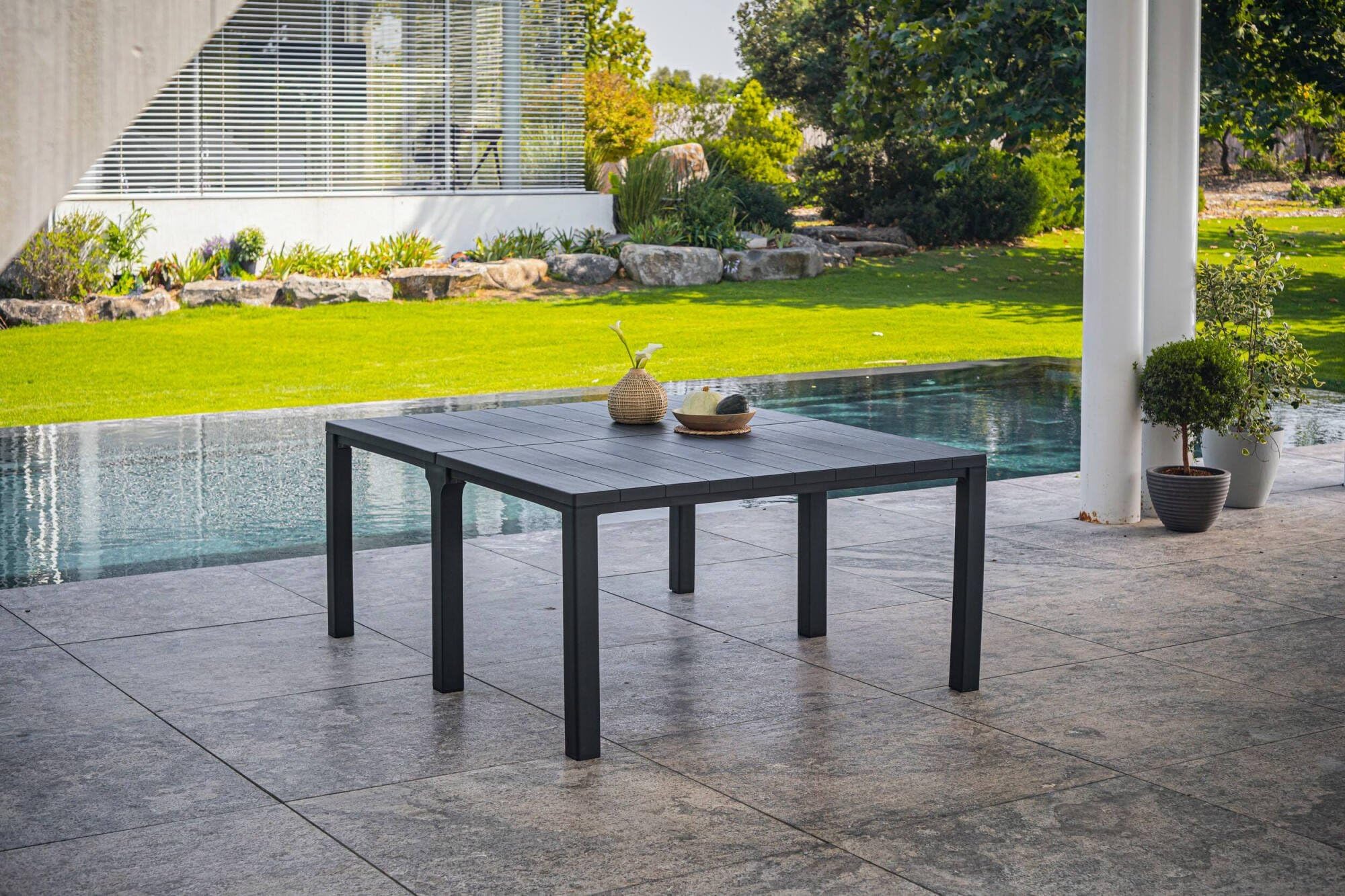 Dmora Tavolo da Esterno Antico 90x294x75h cm Nero Antracite 12 Posti Resistente ai Raggi uv, Meccanismo Estensione Multiposizione