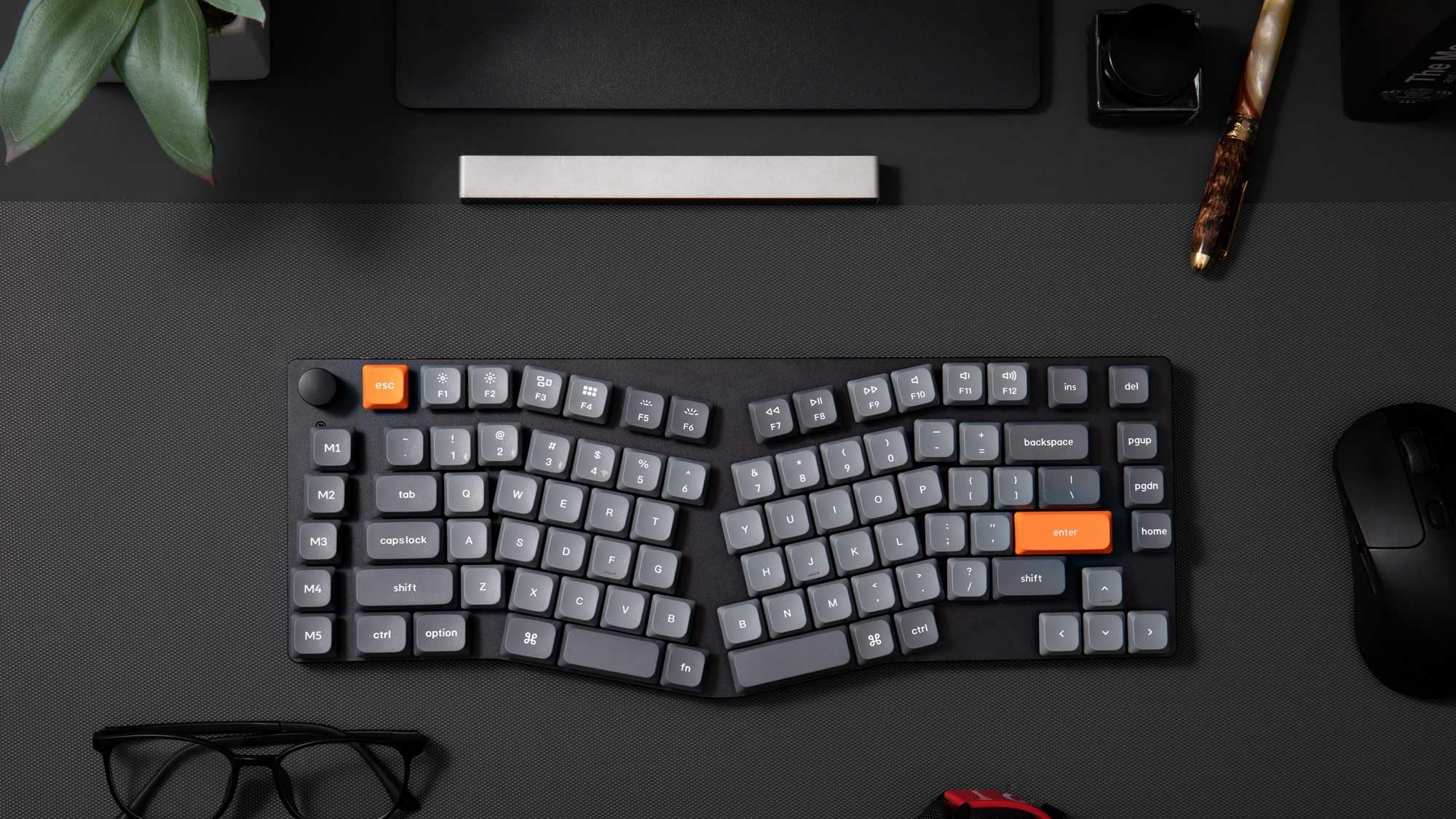 Keychron K15 MAX Tastiera meccanica wireless, 2,4 GHz/Bluetooth/USB-C, LED Bianco, QMK/VIA, Macro programmabili, PBT Keycaps, Per Mac Windows, Super Red Switch