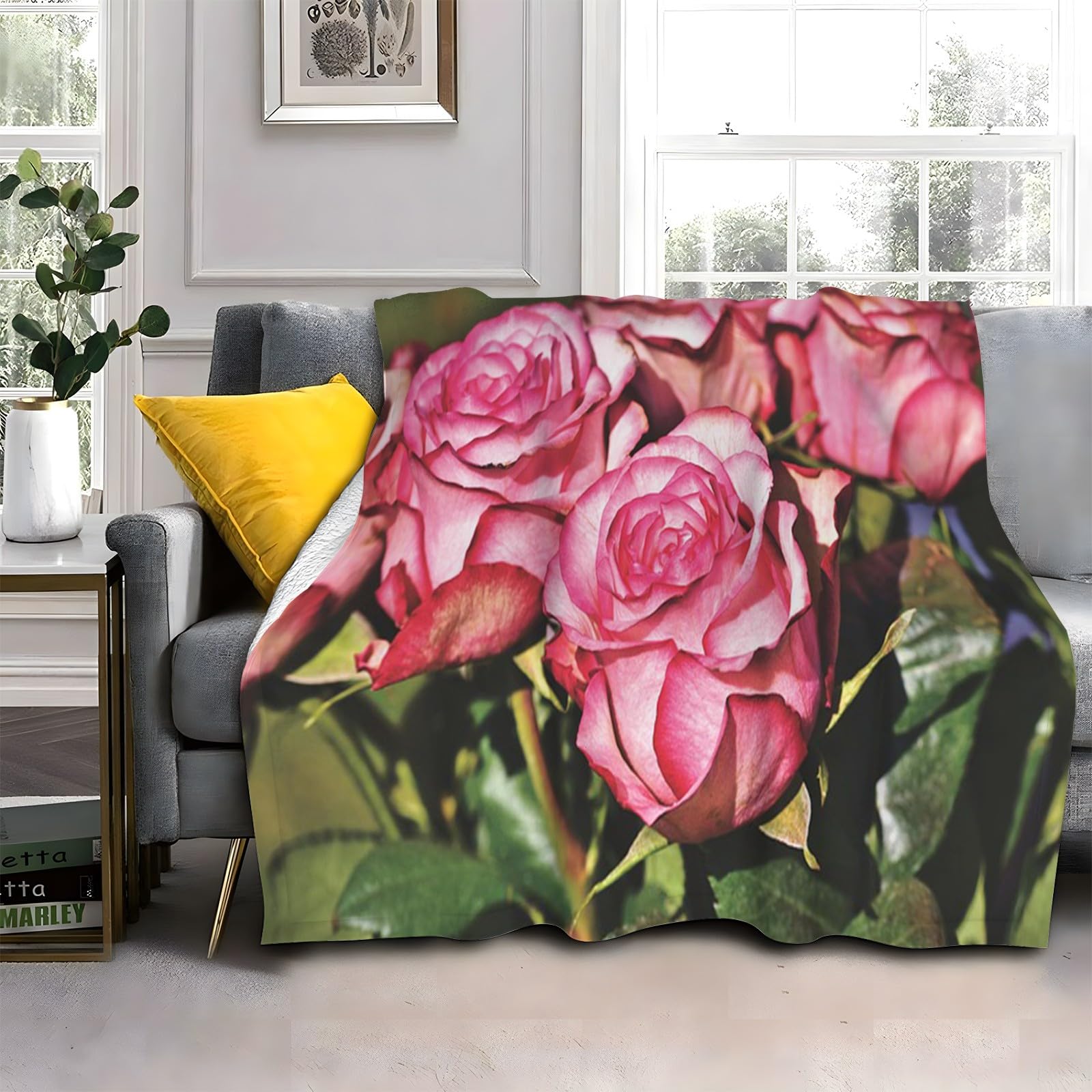 LLSZAHD Pink Roses Fleece Blanket, Flowers Throw Blanket, Soft Warm Fuzzy Washable Blanket for Sofa, Chair, Lap, Travel, Pets, excellent gift (40"x60")