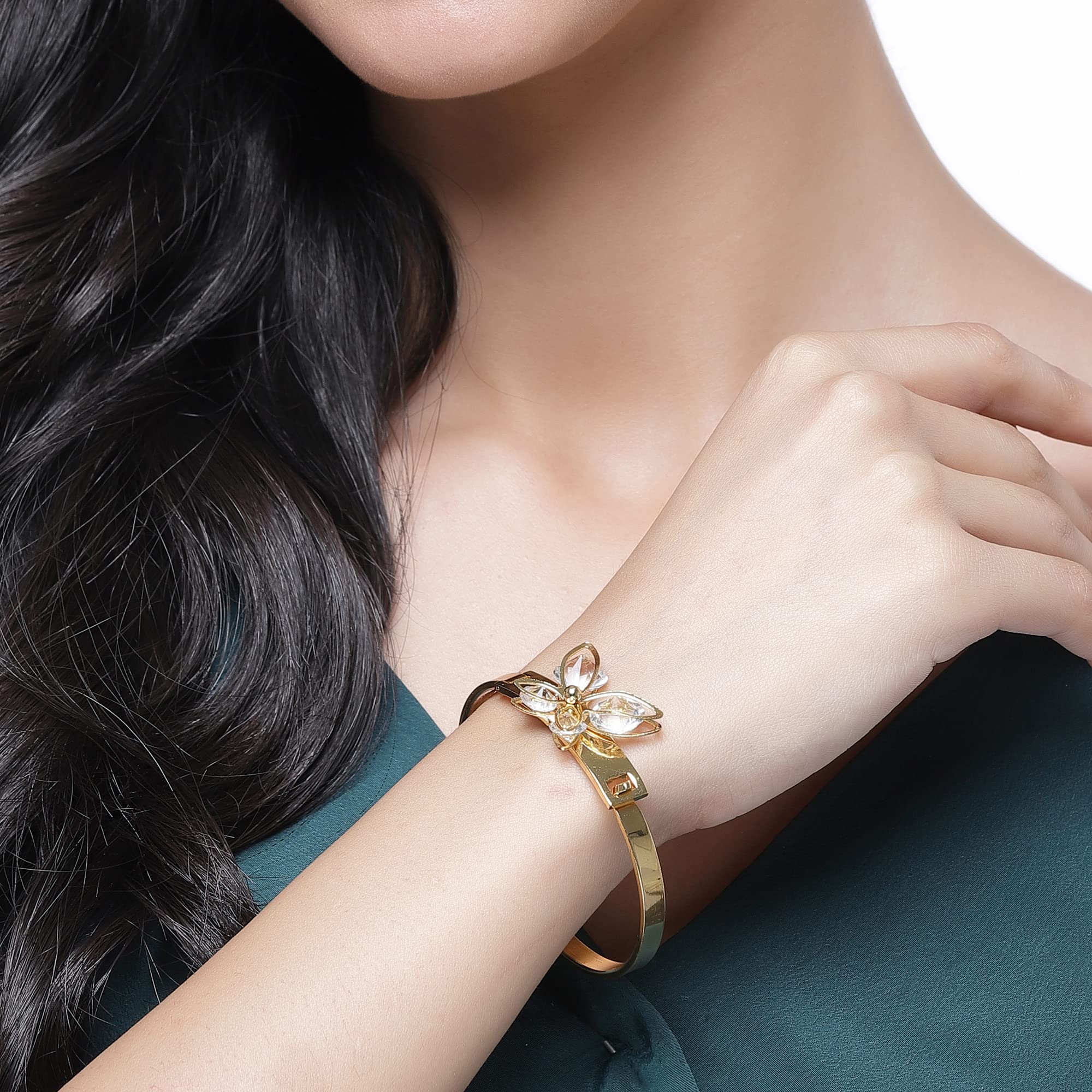 Gold-Plated Bangle Style Bracelet with American Diamond (Design 6)