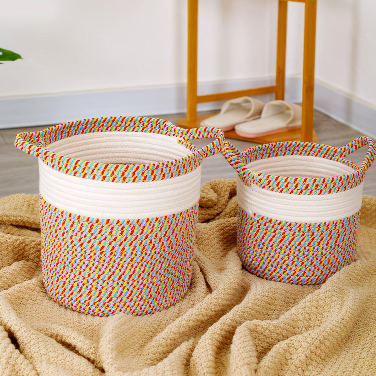 Panier pratique pour magazines et journaux pour votre maison - Idéal pour 2 boîtes de réception dans la salle de bain pour quatre personnes - Tricot à partir du casier - Dimensions : 25 x 25