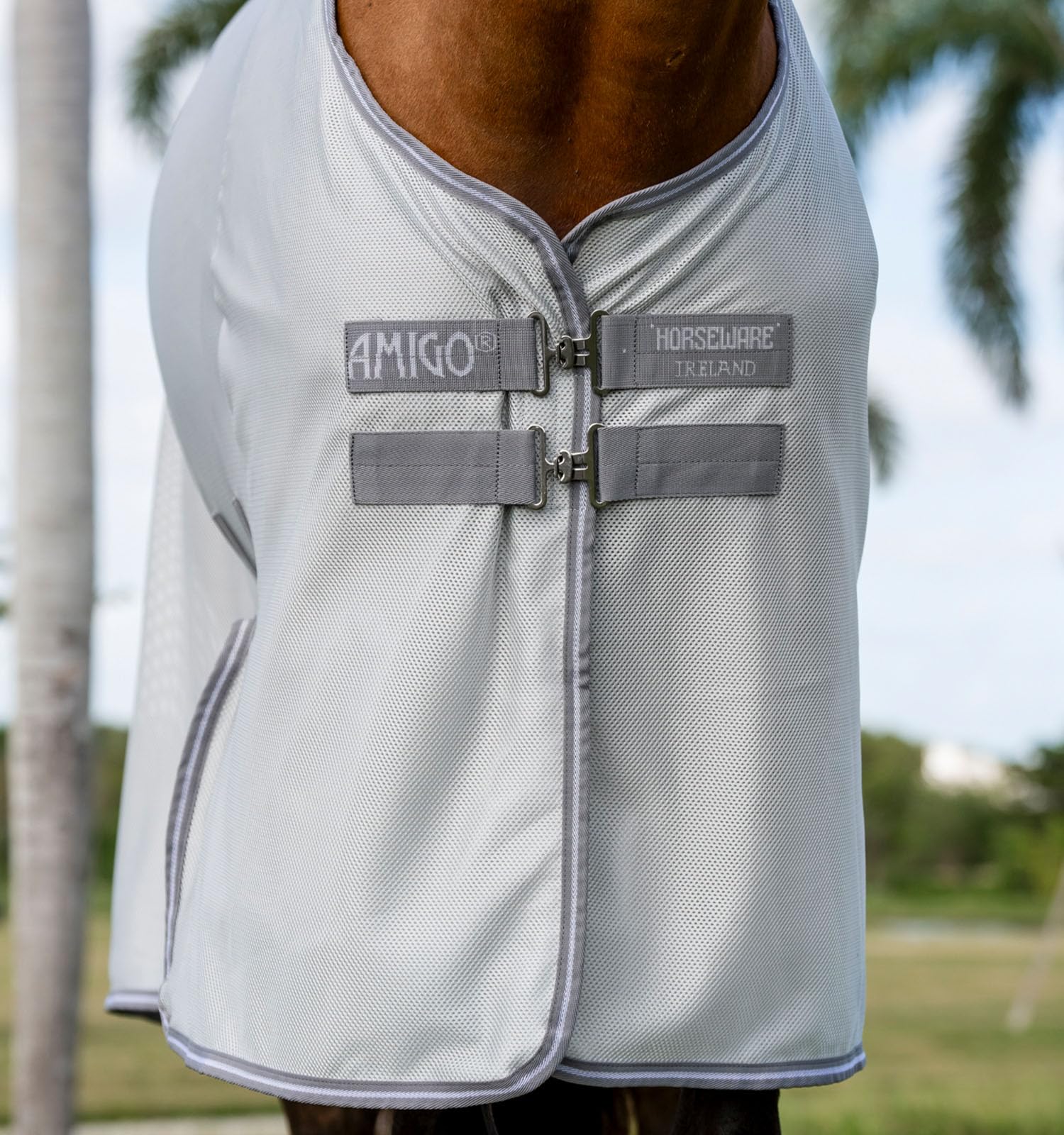 Amigo Bug Buster - Sujetador sin cuello, color plateado/titanio gris y plateado, 140