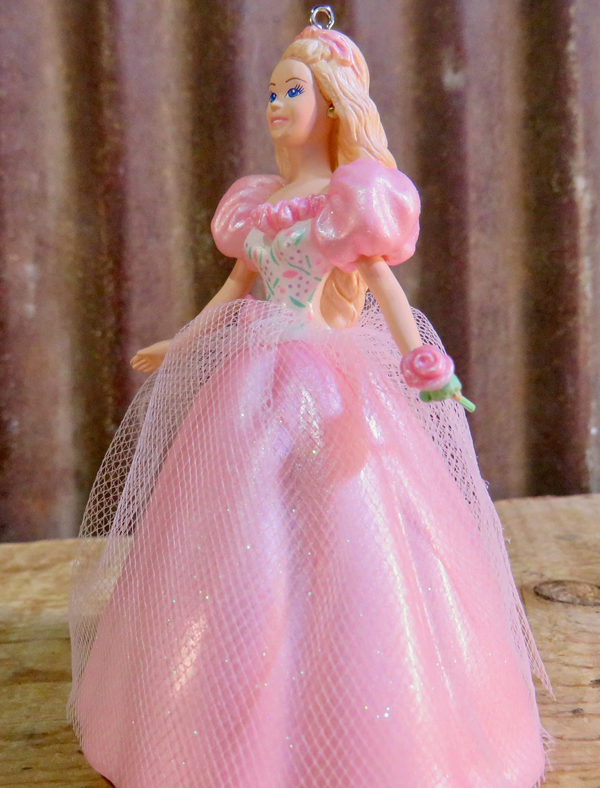 Amazon.com: Hallmark 1 X 1996 Springtime Barbie Collector Series