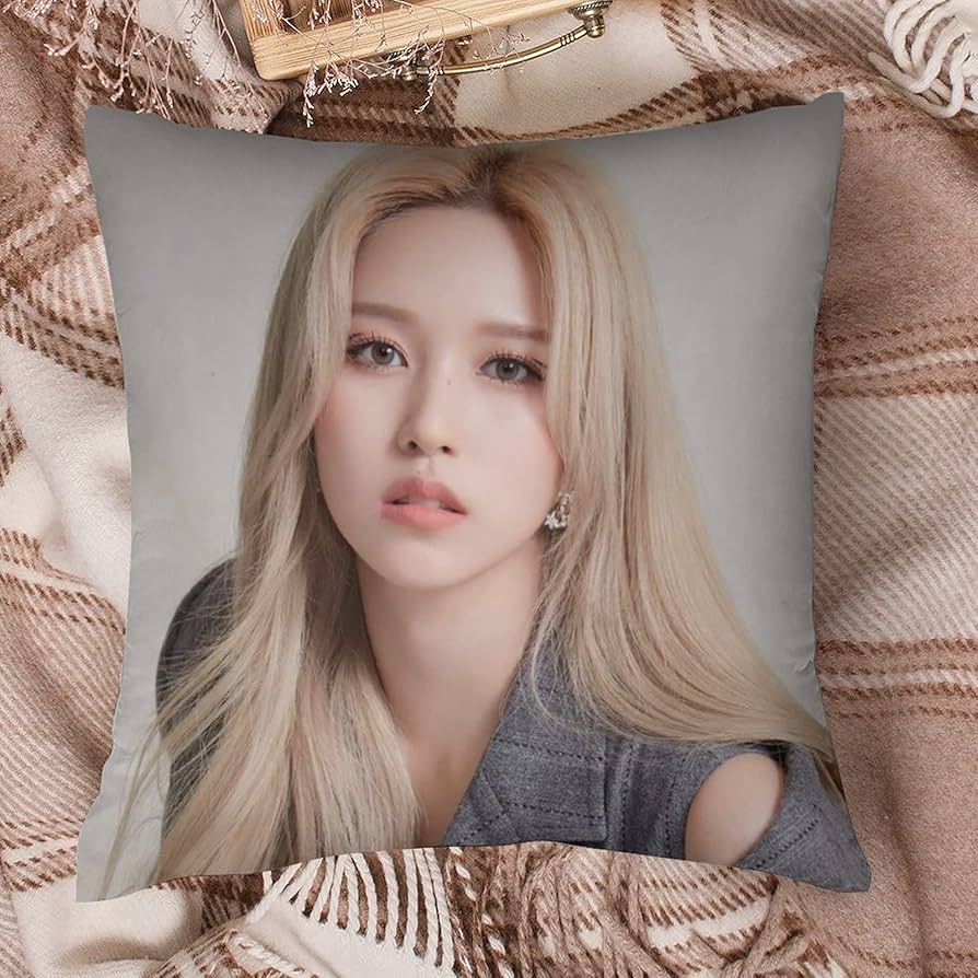 Amazon｜TWICE ミナ 抱き枕 クッションカバー 腰枕 抱きまくら 正方形