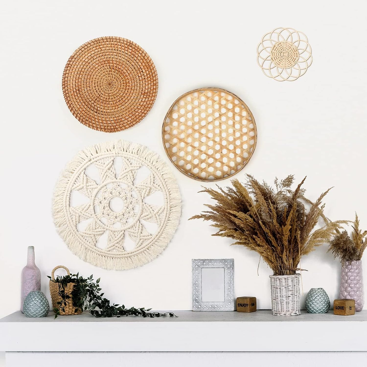 سلة ديكور حائط بنمط بوهو من 4 قطع، زهور الخيزران المجوفة المستديرة، سلال معلقة منسوجة مسطحة مع نسيج مكرمية بشراشيب، ديكور منزلي انيق لغرفة النوم وغرفة المعيشة 2026 - view 4