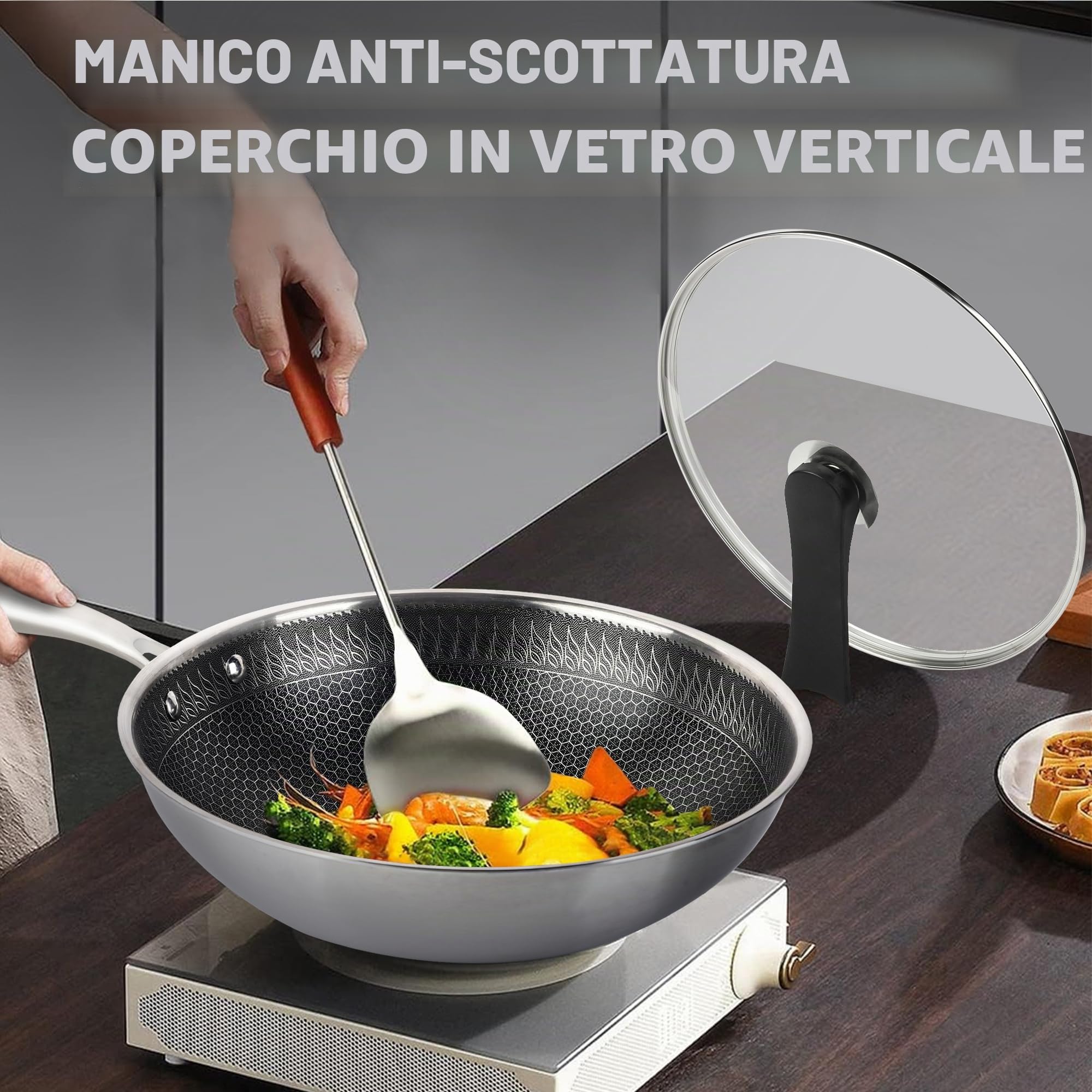 RIOVARM 32cm Wok in acciaio inox con coperchio, Antiaderente Fondo piatto Padella Wok, A tre strati Struttura a nido d'ape, Lavabile in lavastoviglie A prova di forno, Induzione, Piani cottura a gas