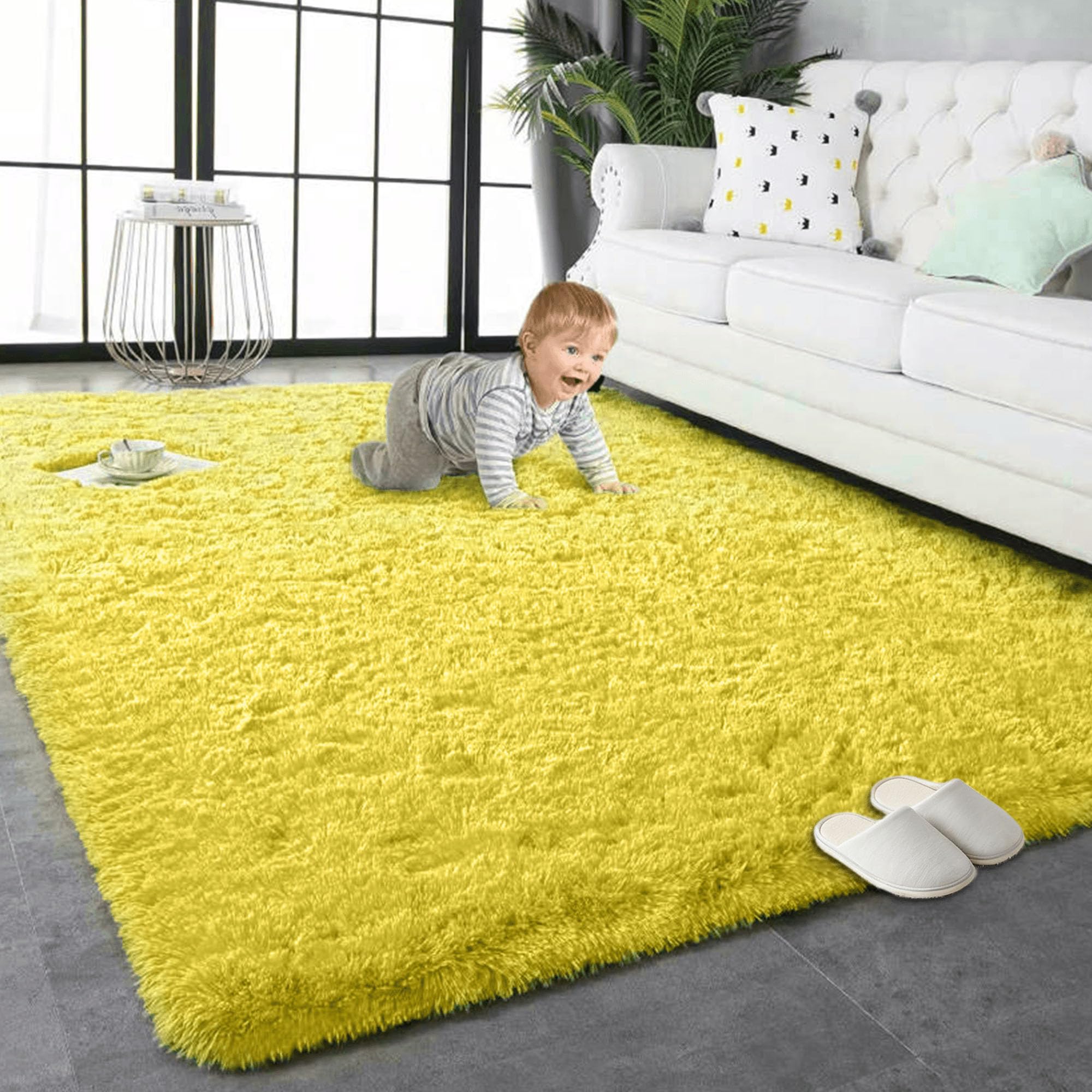 Tapis de salon shaggy jaune et accueillant pour une chambre chaleureuse