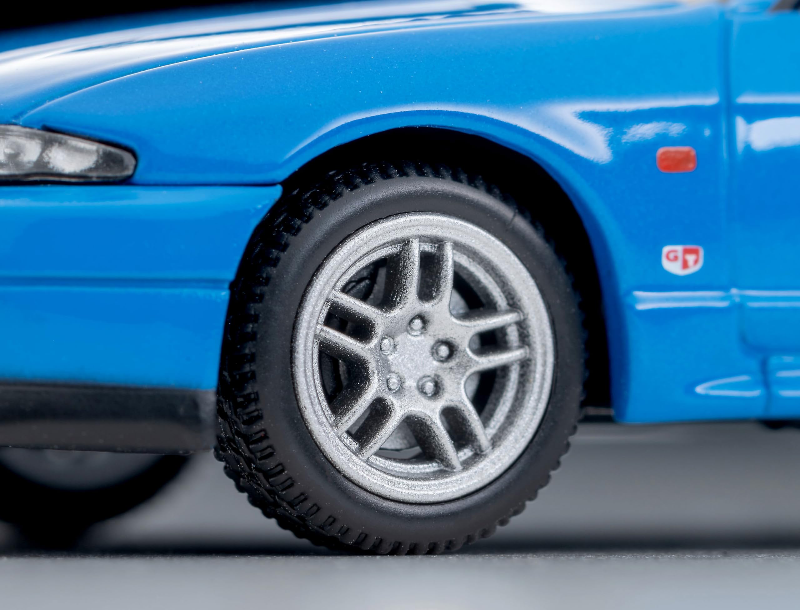 TOMYTEC 335986 Tomica Limited Vintage Neo 1/64 LV-N308e Nissan