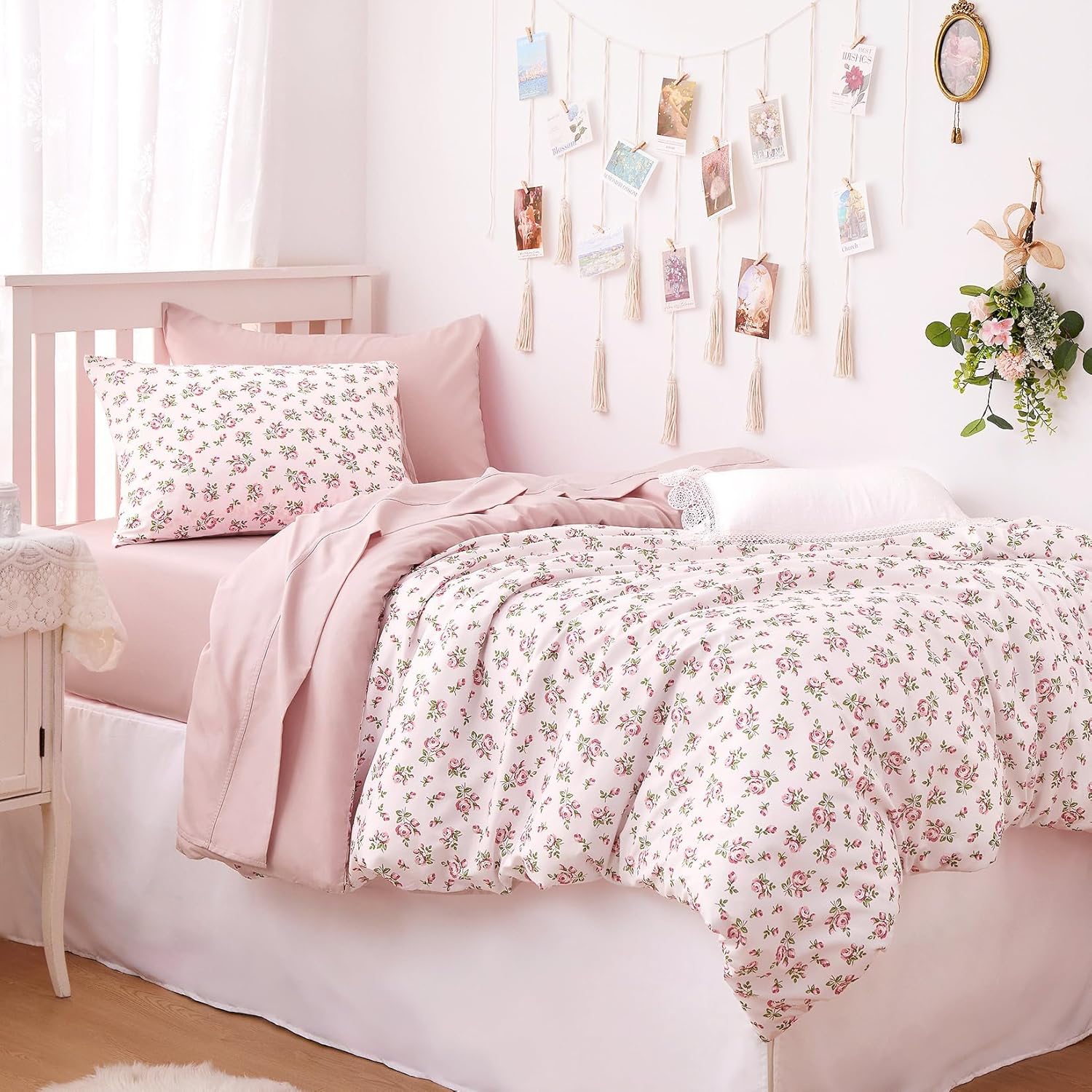 Wake In Cloud - Coquette Duvet Cover Set, Floral Cottagecore Flower Shabby Chic Cute Aesthetic, Soft Lightweight Bedding for Women Teen Girls, 3-Piece, Pink, Twin/Twin XL Size - Image 4