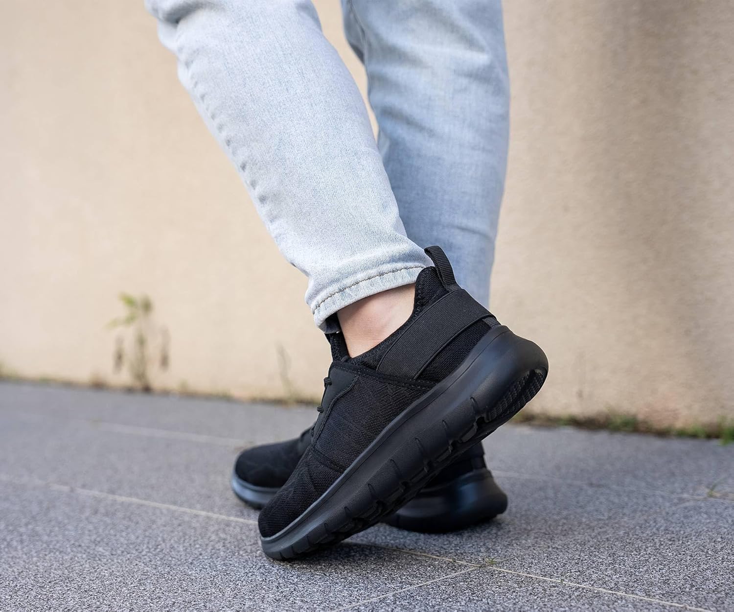 FENLERN Mens Running Shoes Tennis Gym Sneakers Casual Slip On Walking Lightweight Athletic Workout Breathable Fashion Sports Shoes 9.5 Black image 8 of 8 B0FB8Z4RMY