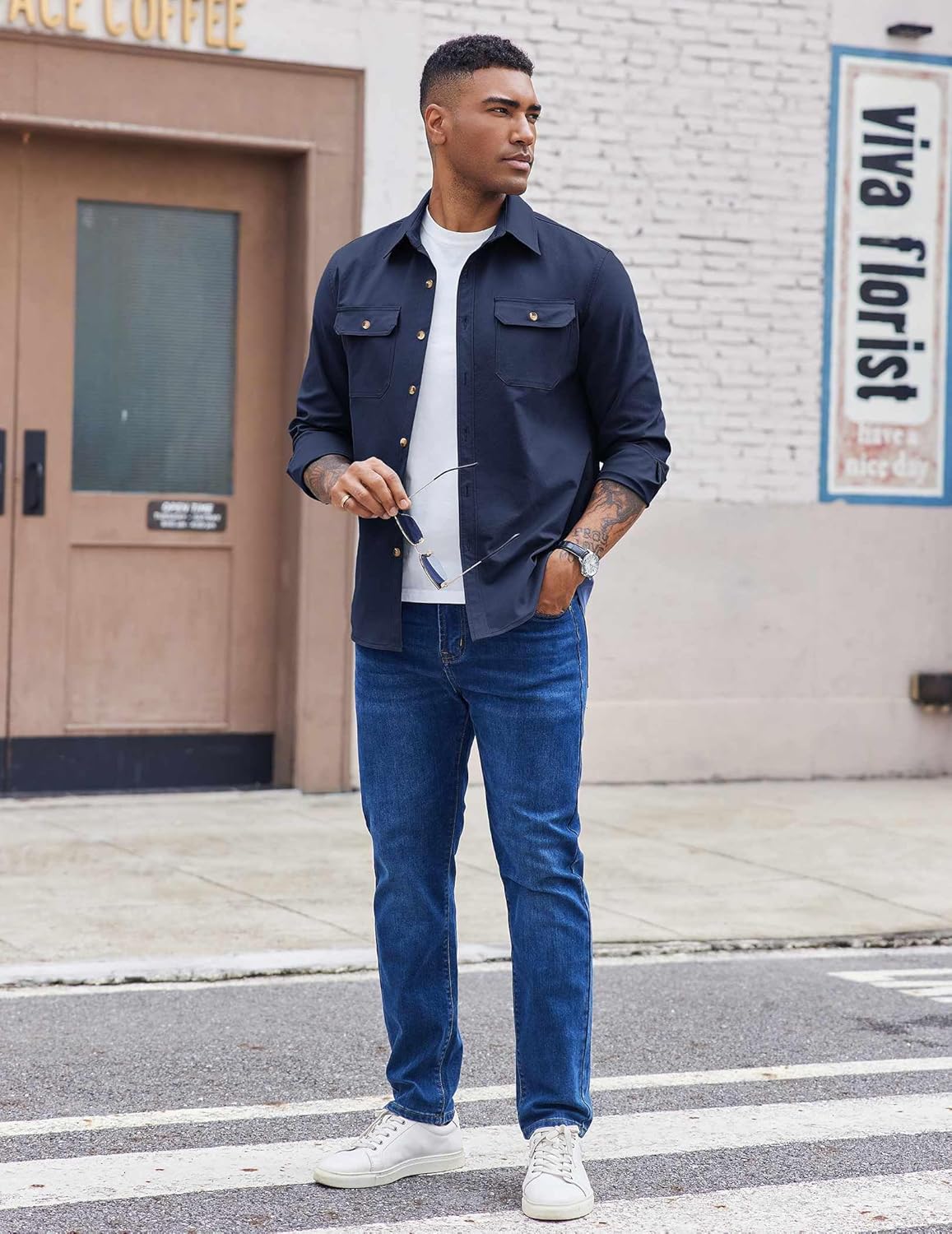 COOFANDY Jaqueta masculina casual abotoada, manga comprida, leve, com bolsos de aba em promoção! Veja a oferta e mais achadinhos de Jaquetas & Casacos 3 Hoje é o melhor dia para comprar COOFANDY Jaqueta masculina casual abotoada, manga comprida, leve, com bolsos de aba com aquele preço maroto! Promoção! Aproveite a oferta! 3