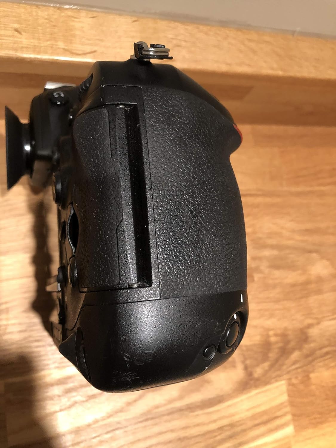 nikon d4 16 2 mp cmos fx digital slr with full 1080p hd video body only old model