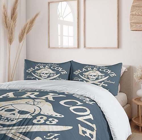 Miniatura 6 de Ambesonne Juego de funda de edredón pirata, Shark Cove Tortuga Island Caribbean Waters Retro Jolly Roger, juego de ropa de cama decorativo de 3