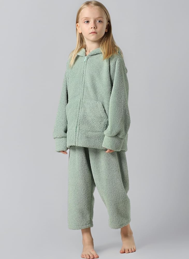 【ほぼ新品】カシウエア モコモコ パーカー ブラック Mサイズ ルームウェア カシウエア フーディー（ジッパー付きレディースパーカー